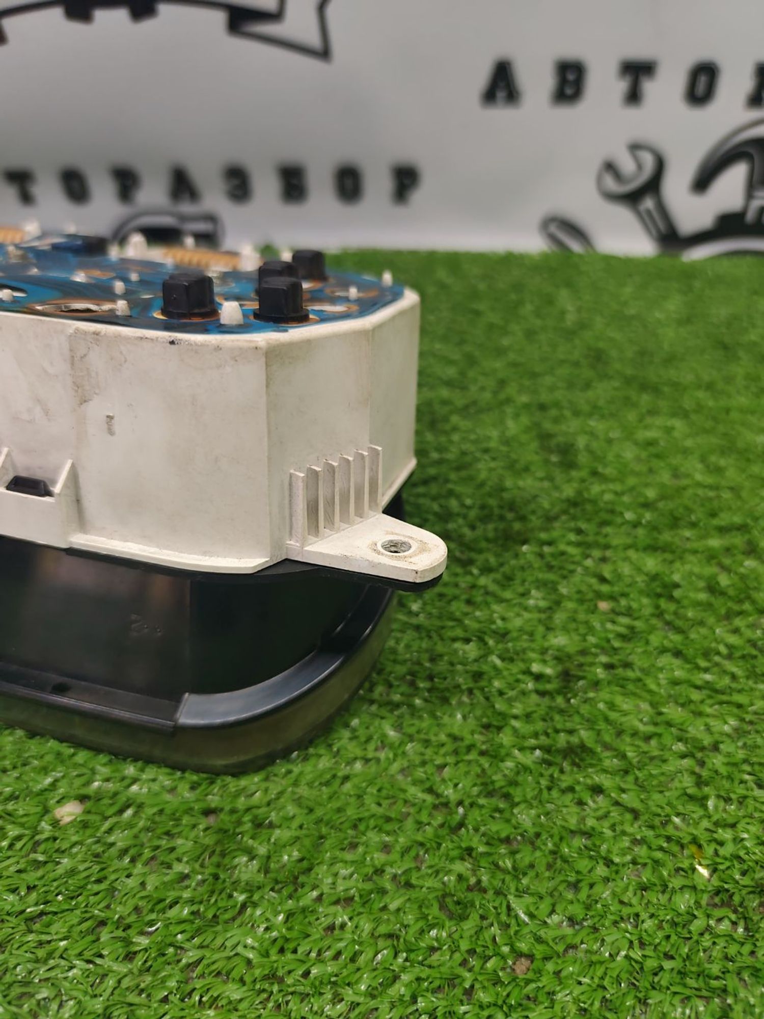 https://ycs.partsauto.market/partsauto-images/thmbs/userImages/cca1856e256b5441544f9aba03b424a6/part/7a3883fd-cfd4-4bc1-975b-11458d20de11_1782033940824.jpg
