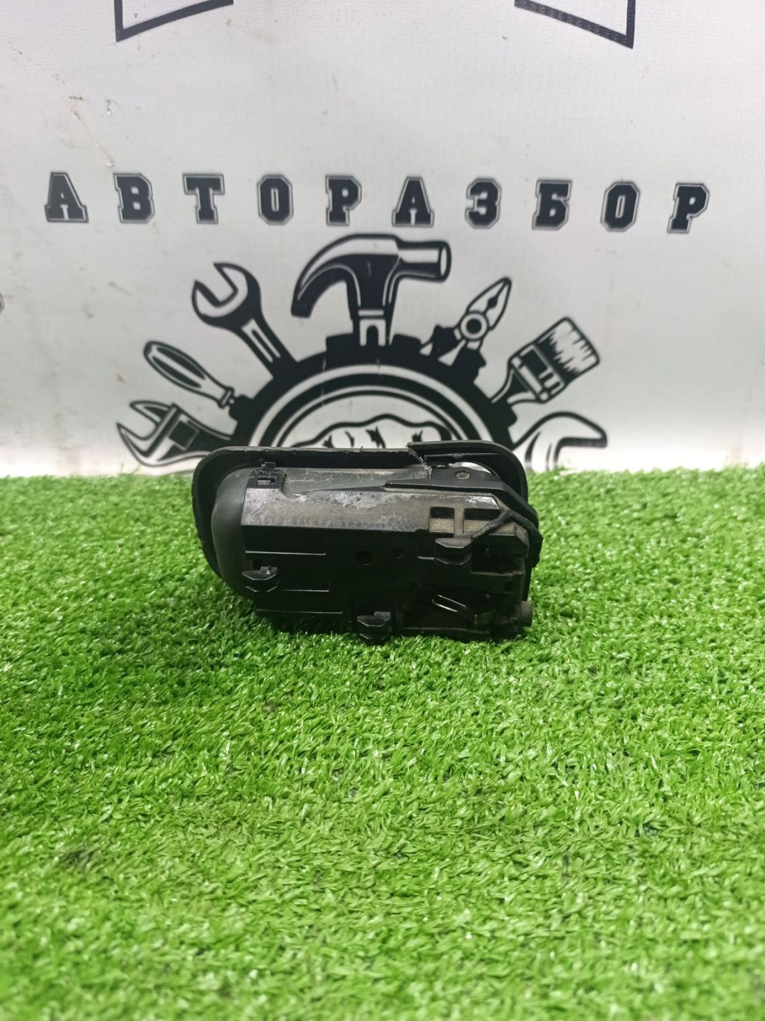 https://ycs.partsauto.market/partsauto-images/thmbs/userImages/cca1856e256b5441544f9aba03b424a6/part/7a749902-67ad-45f5-a104-57a278d7db57_1789117207777.jpg