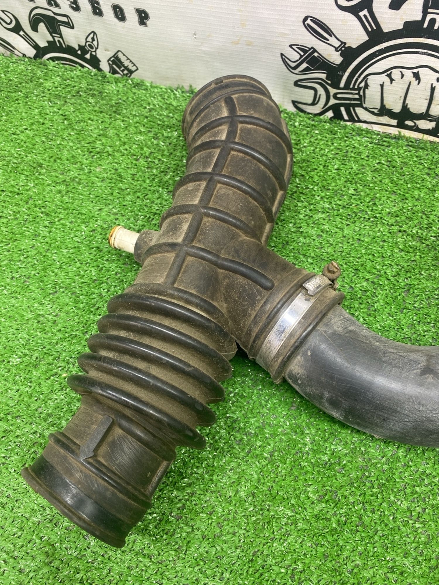 https://ycs.partsauto.market/partsauto-images/thmbs/userImages/cca1856e256b5441544f9aba03b424a6/part/7b24e11d-e584-4764-87bf-cae33ce721b1_1780473018585.jpg