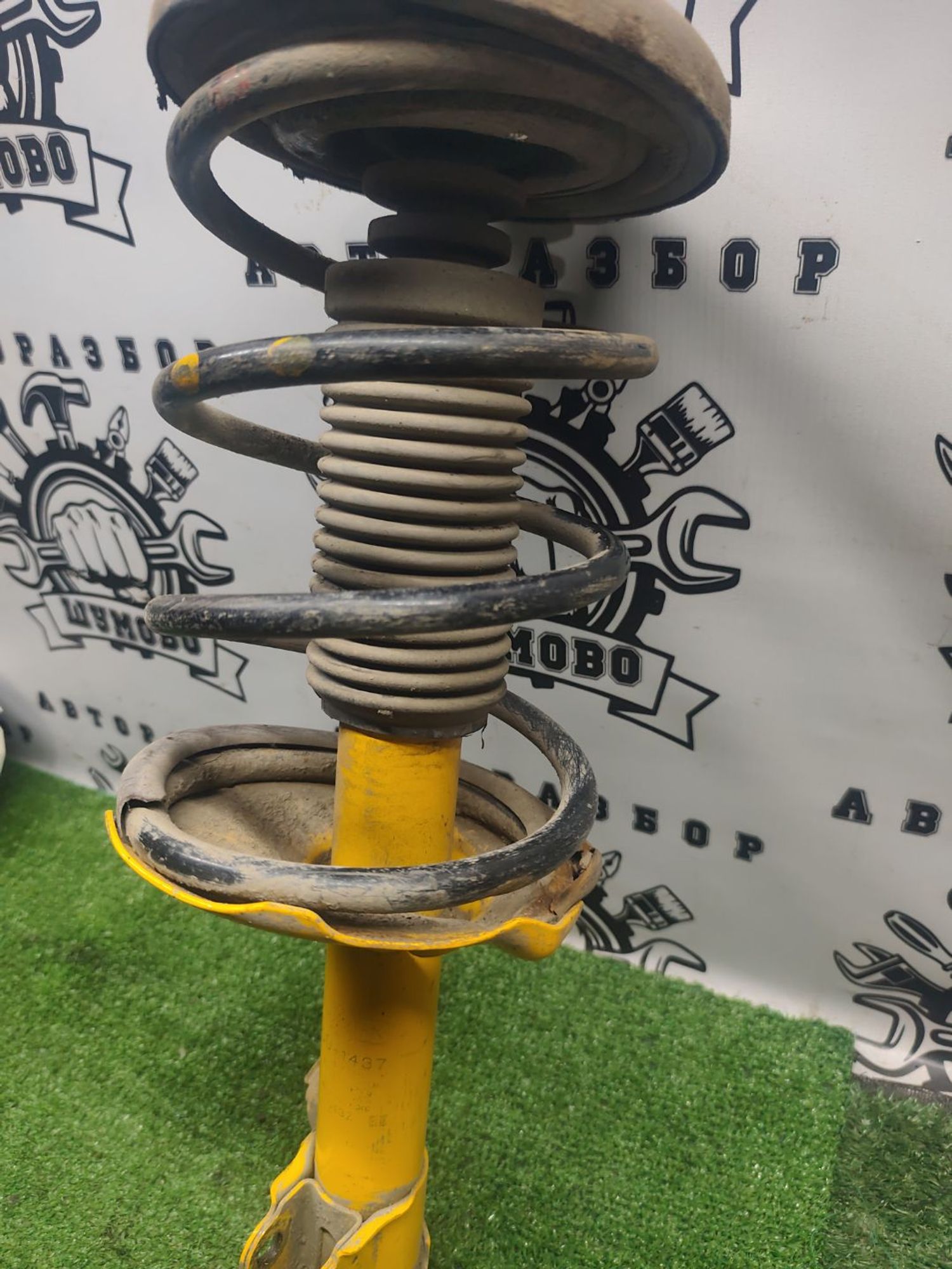 https://ycs.partsauto.market/partsauto-images/thmbs/userImages/cca1856e256b5441544f9aba03b424a6/part/7b66040b-7ad5-4cec-95fa-2e643ffe9389_1789382269802.jpg
