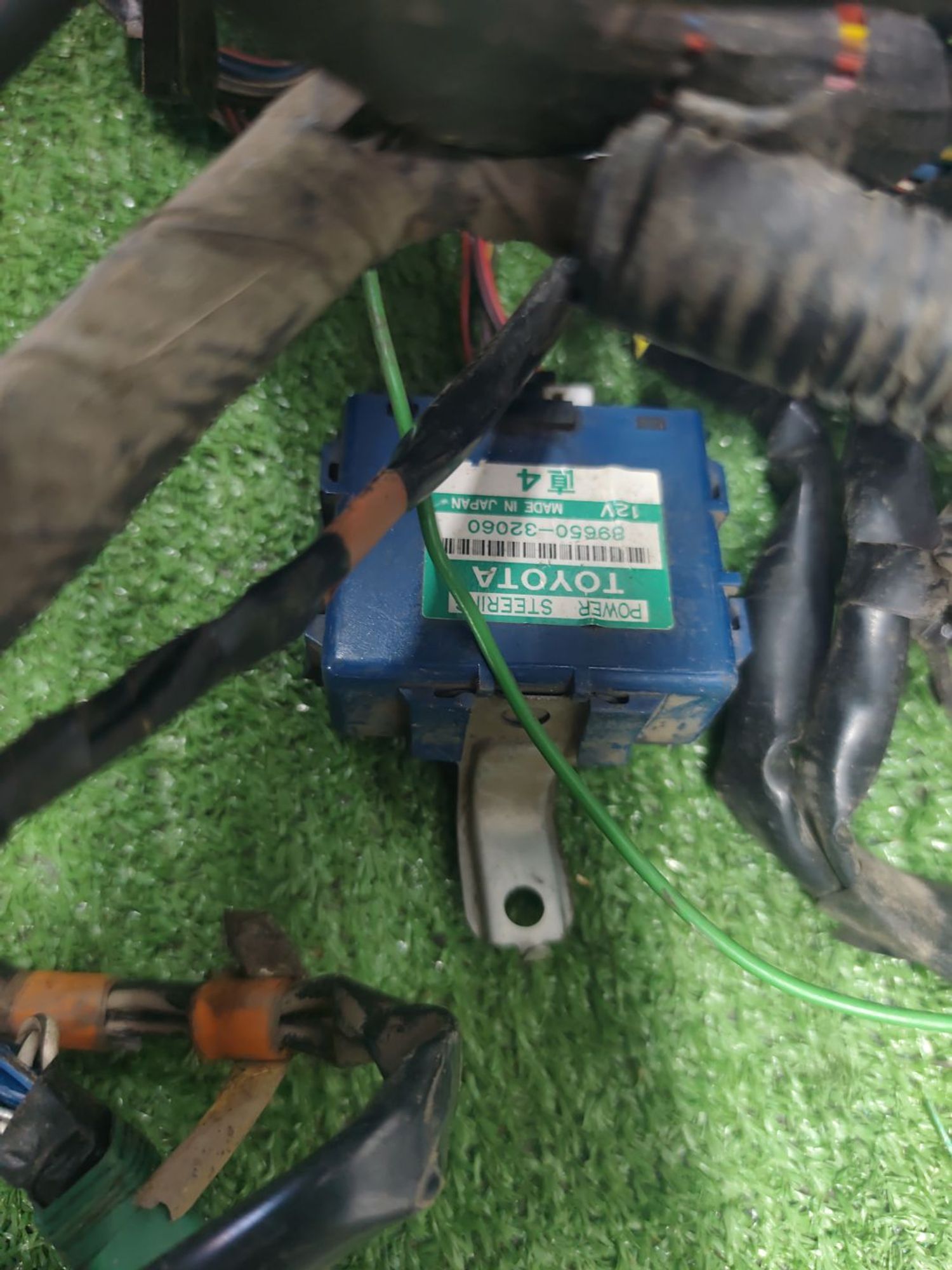 https://ycs.partsauto.market/partsauto-images/thmbs/userImages/cca1856e256b5441544f9aba03b424a6/part/7c906af2-fe63-4927-92cb-29804452a91a_1787039265087.jpg