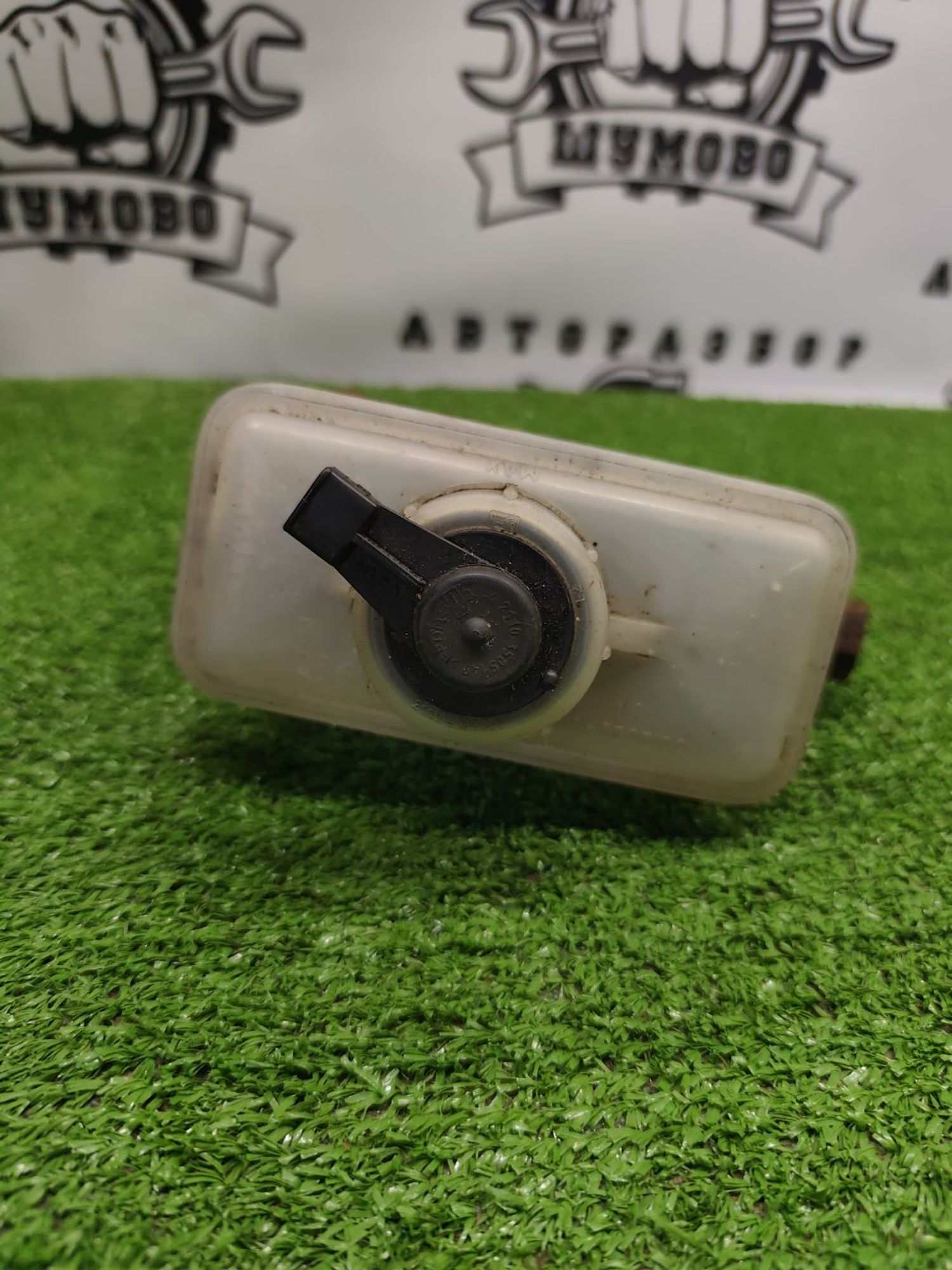 https://ycs.partsauto.market/partsauto-images/thmbs/userImages/cca1856e256b5441544f9aba03b424a6/part/7c991bf1-5de2-46fa-8d4a-d54dcd264965_1781177017299.jpg