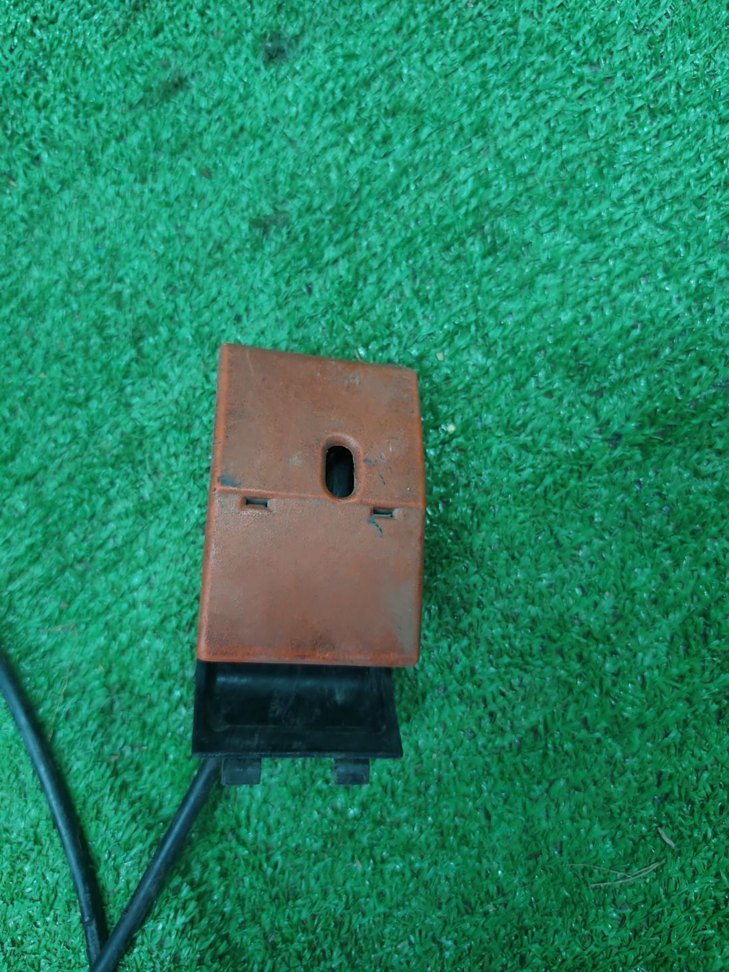 https://ycs.partsauto.market/partsauto-images/thmbs/userImages/cca1856e256b5441544f9aba03b424a6/part/7e4413d2-20fc-4996-9f3a-8c19cfd6b880_1787046034079.jpg