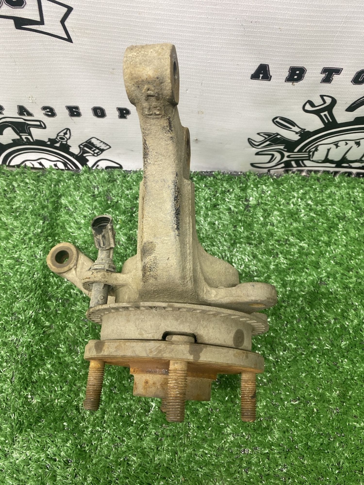 https://ycs.partsauto.market/partsauto-images/thmbs/userImages/cca1856e256b5441544f9aba03b424a6/part/7e5db1d9-9859-48f6-9129-d29d8c19be52_1780905313359.jpg