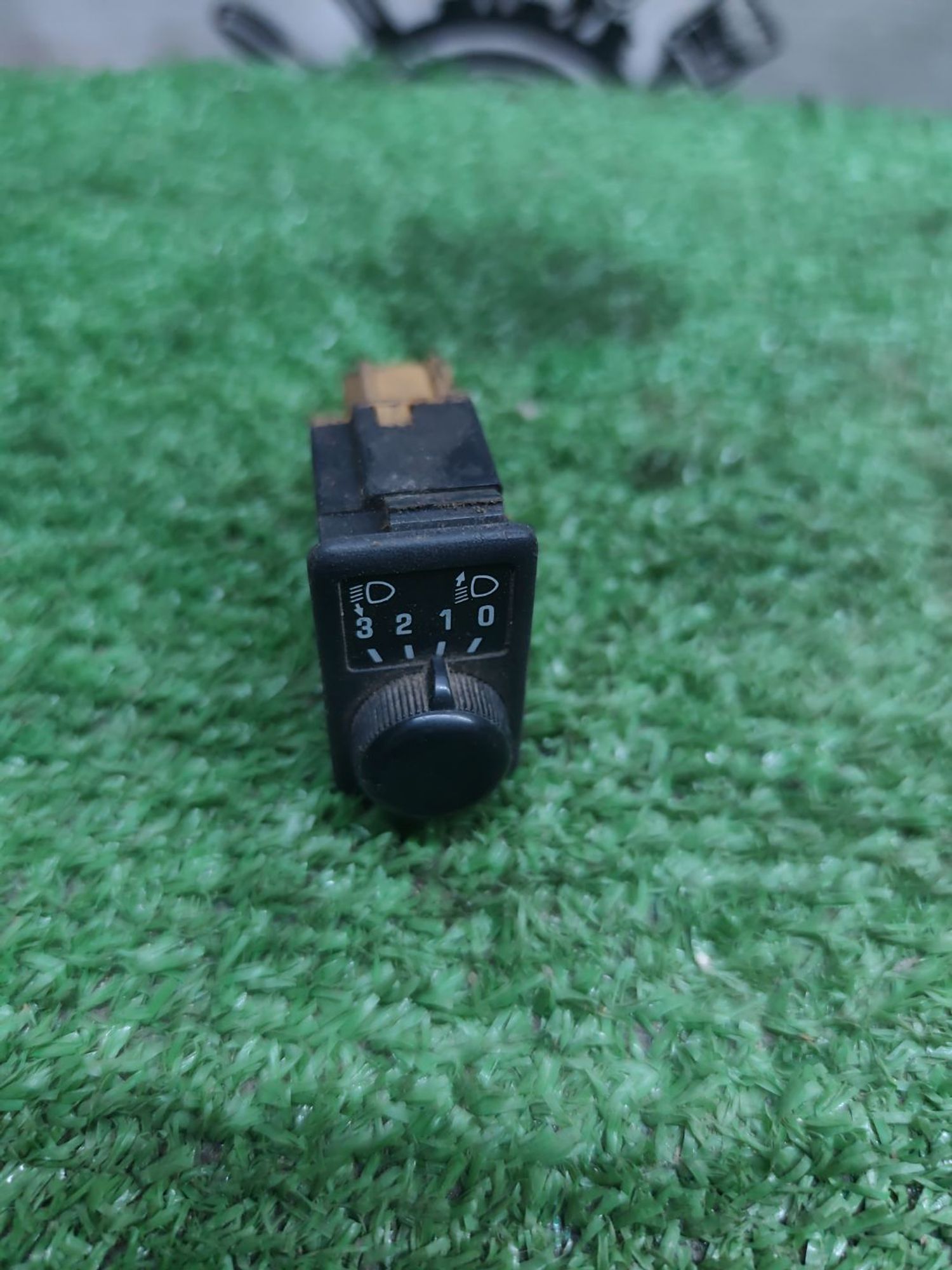 https://ycs.partsauto.market/partsauto-images/thmbs/userImages/cca1856e256b5441544f9aba03b424a6/part/7ecd74e9-c1f1-49cc-91e3-a27294b55b78_1779703194930.jpg