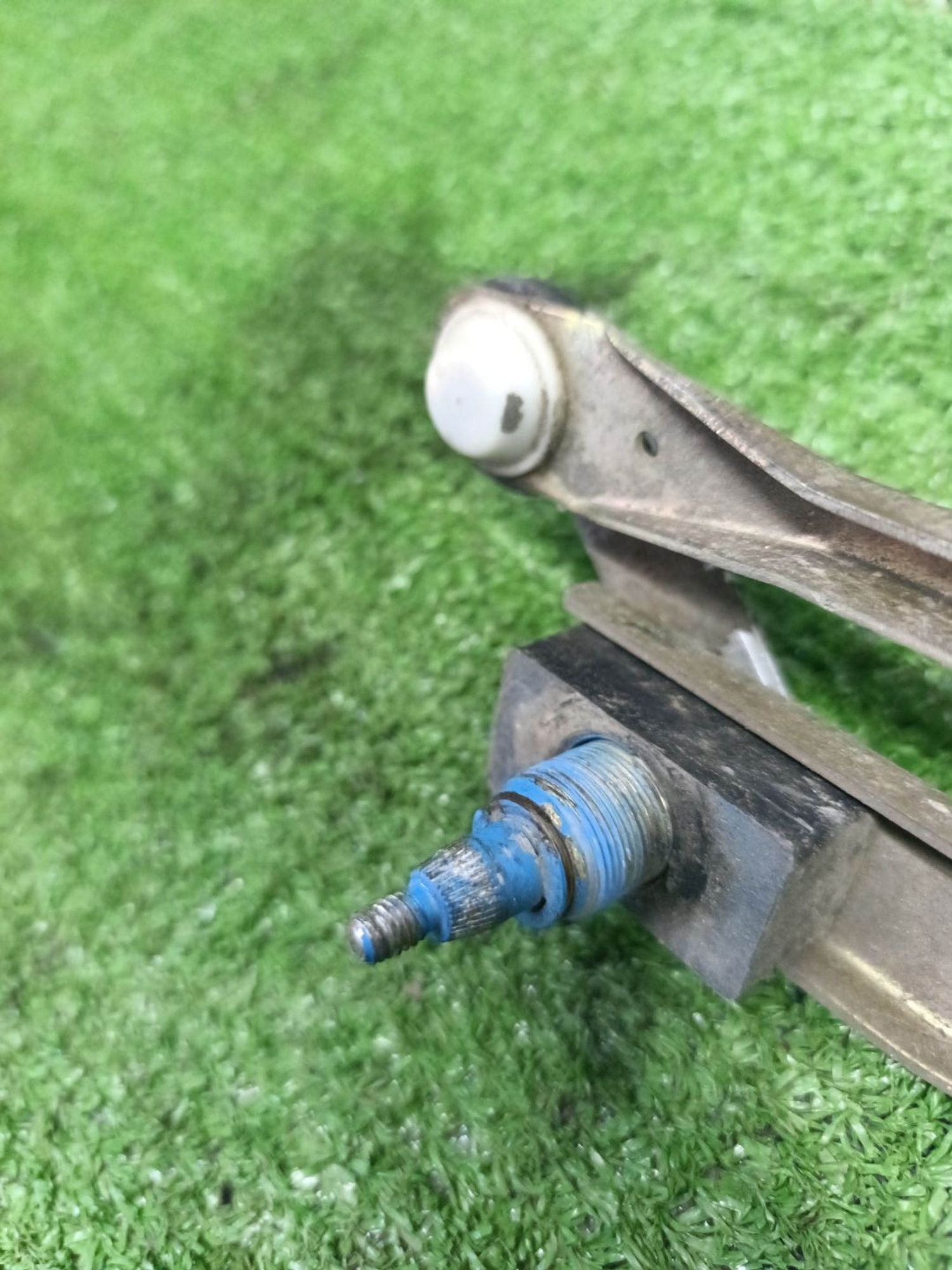 https://ycs.partsauto.market/partsauto-images/thmbs/userImages/cca1856e256b5441544f9aba03b424a6/part/7f316273-f2d3-4169-9df6-2cf0b93c5654_1787051004156.jpg