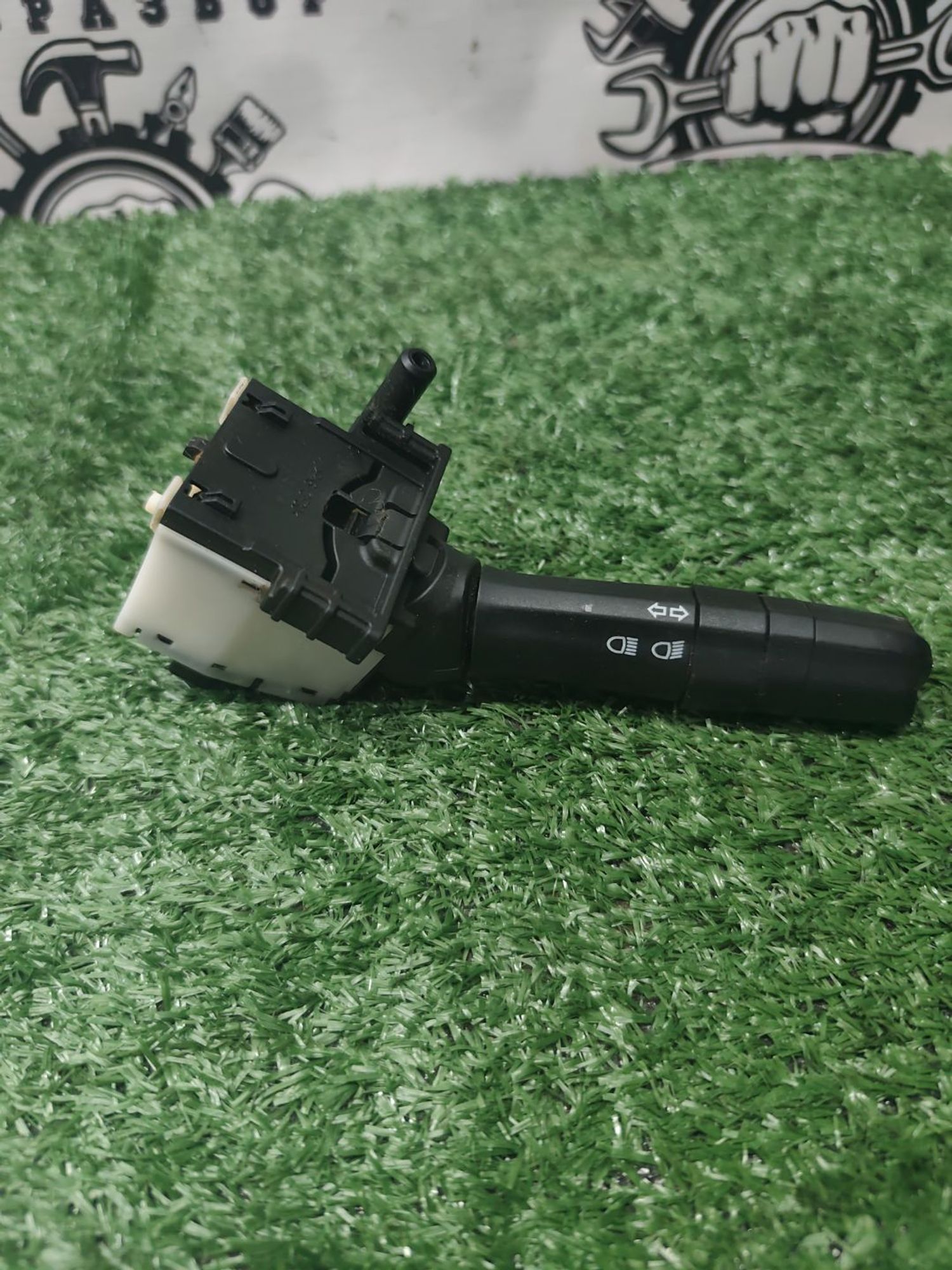 https://ycs.partsauto.market/partsauto-images/thmbs/userImages/cca1856e256b5441544f9aba03b424a6/part/7f501216-bdec-4472-876b-4ccd18d745b4_1780920443427.jpg