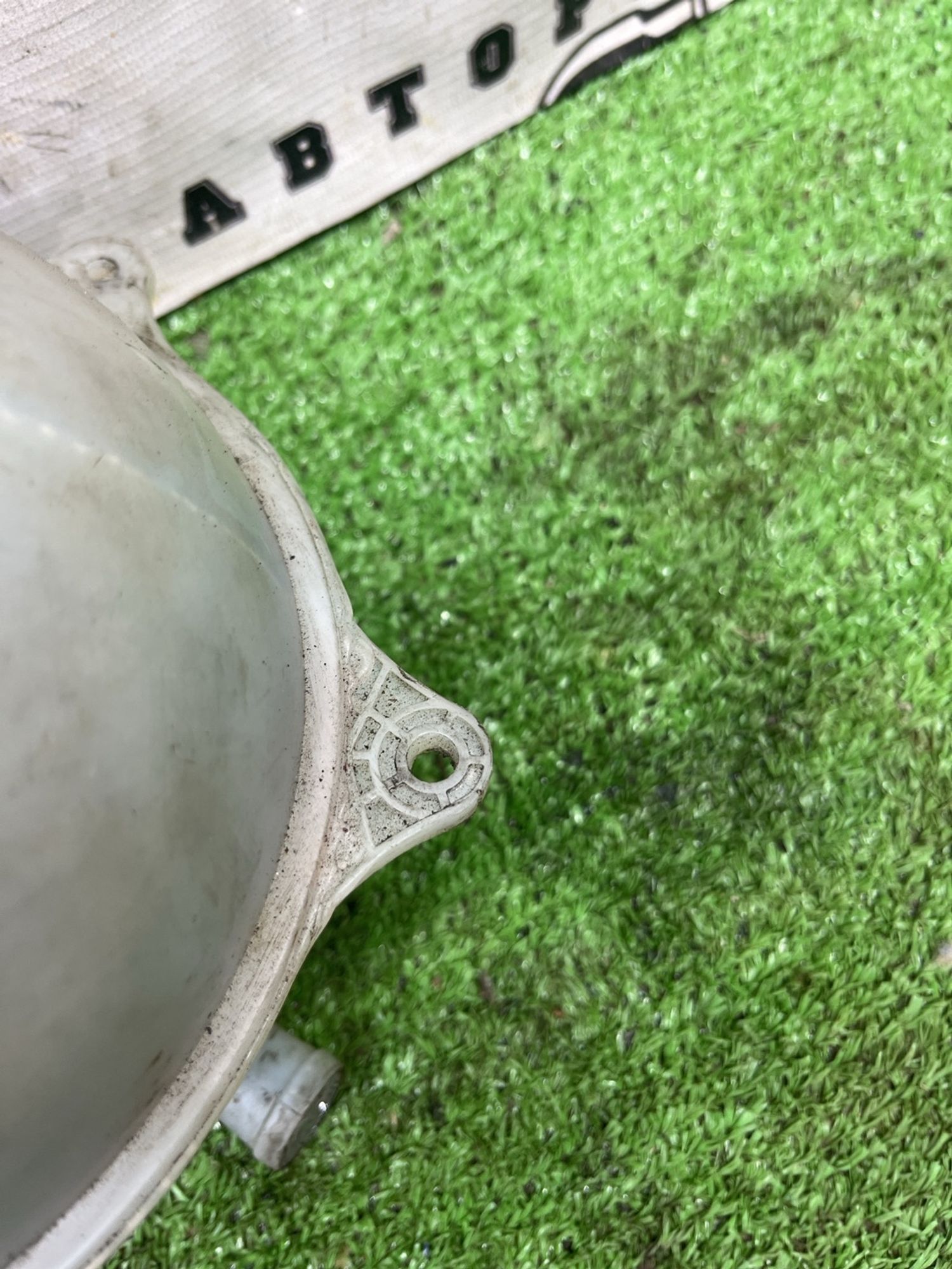 https://ycs.partsauto.market/partsauto-images/thmbs/userImages/cca1856e256b5441544f9aba03b424a6/part/80731659-9901-455b-b362-6d96d5e9efda_1777197432282.jpg