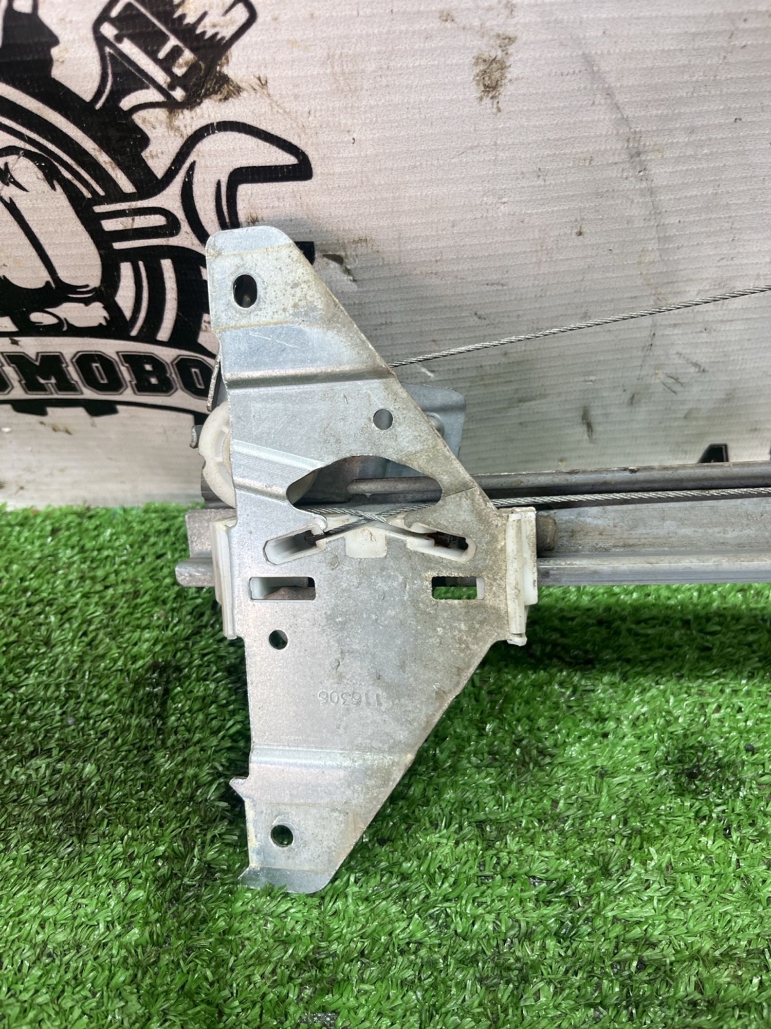 https://ycs.partsauto.market/partsauto-images/thmbs/userImages/cca1856e256b5441544f9aba03b424a6/part/80bf2c10-5103-48c4-ab92-7de7967e4279_1777449936204.jpg