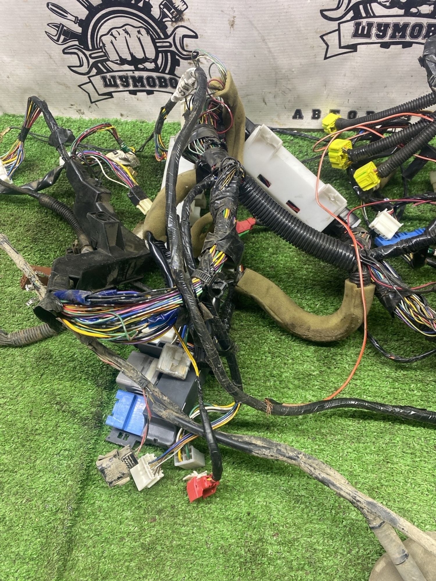 https://ycs.partsauto.market/partsauto-images/thmbs/userImages/cca1856e256b5441544f9aba03b424a6/part/80d1774d-b381-4ef0-8ea0-b327178e6f48_1780132386171.jpg