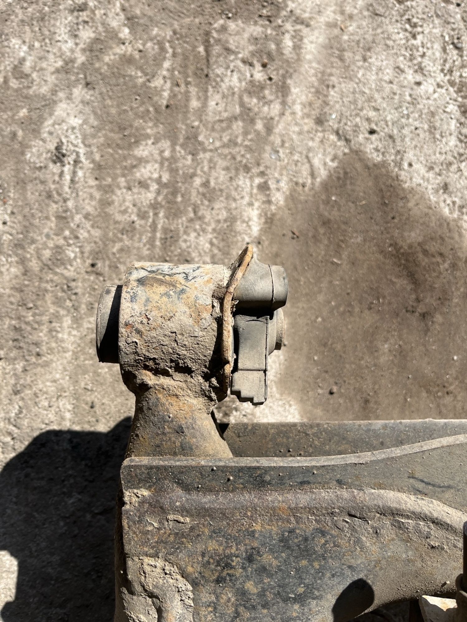 https://ycs.partsauto.market/partsauto-images/thmbs/userImages/cca1856e256b5441544f9aba03b424a6/part/82186824-c33e-40b3-bfec-ad4491acce46_1776236278713.jpg