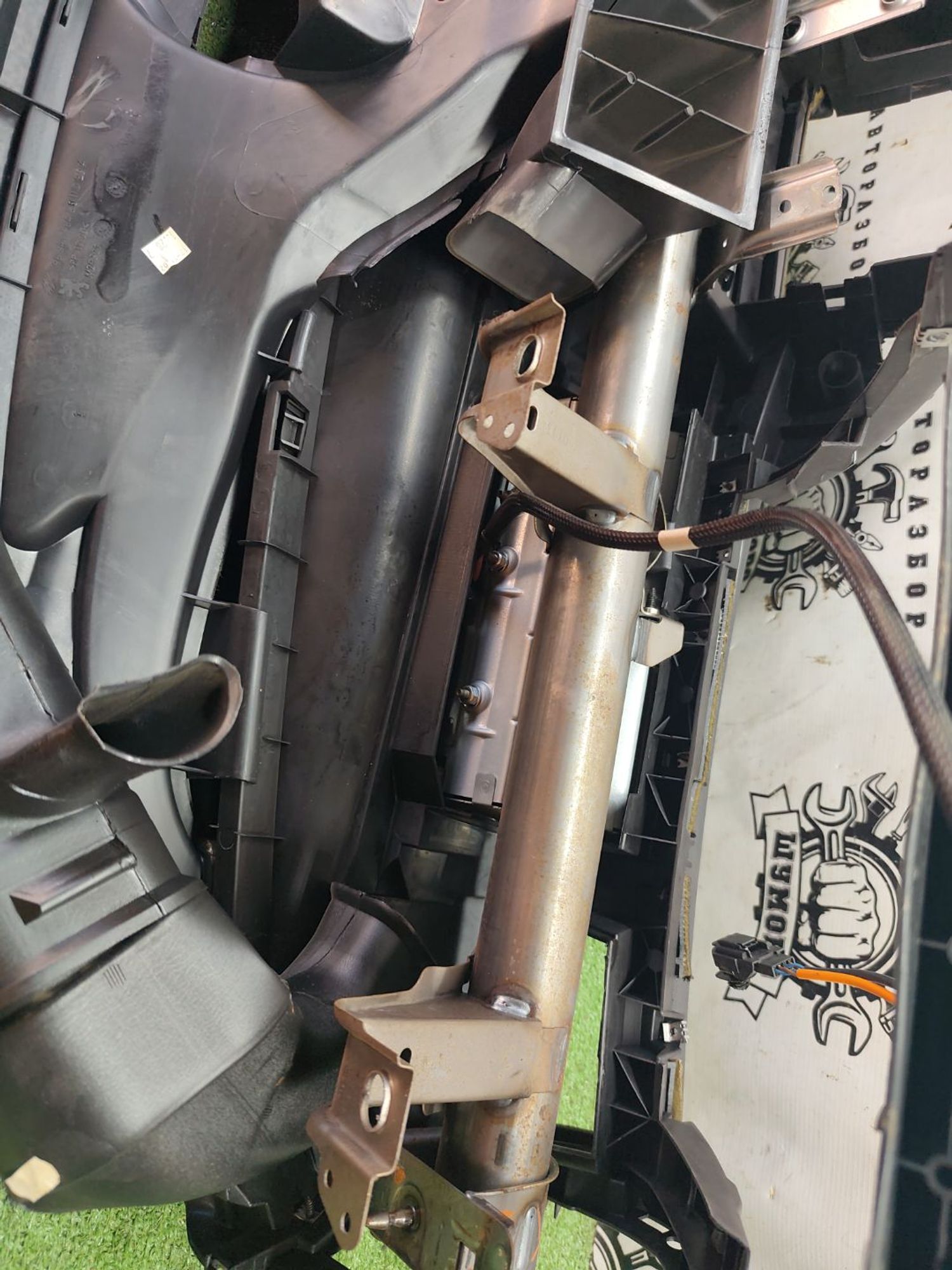 https://ycs.partsauto.market/partsauto-images/thmbs/userImages/cca1856e256b5441544f9aba03b424a6/part/82ddc9e7-422e-486d-8dcf-85cd3ed3ef69_1777794855666.jpg