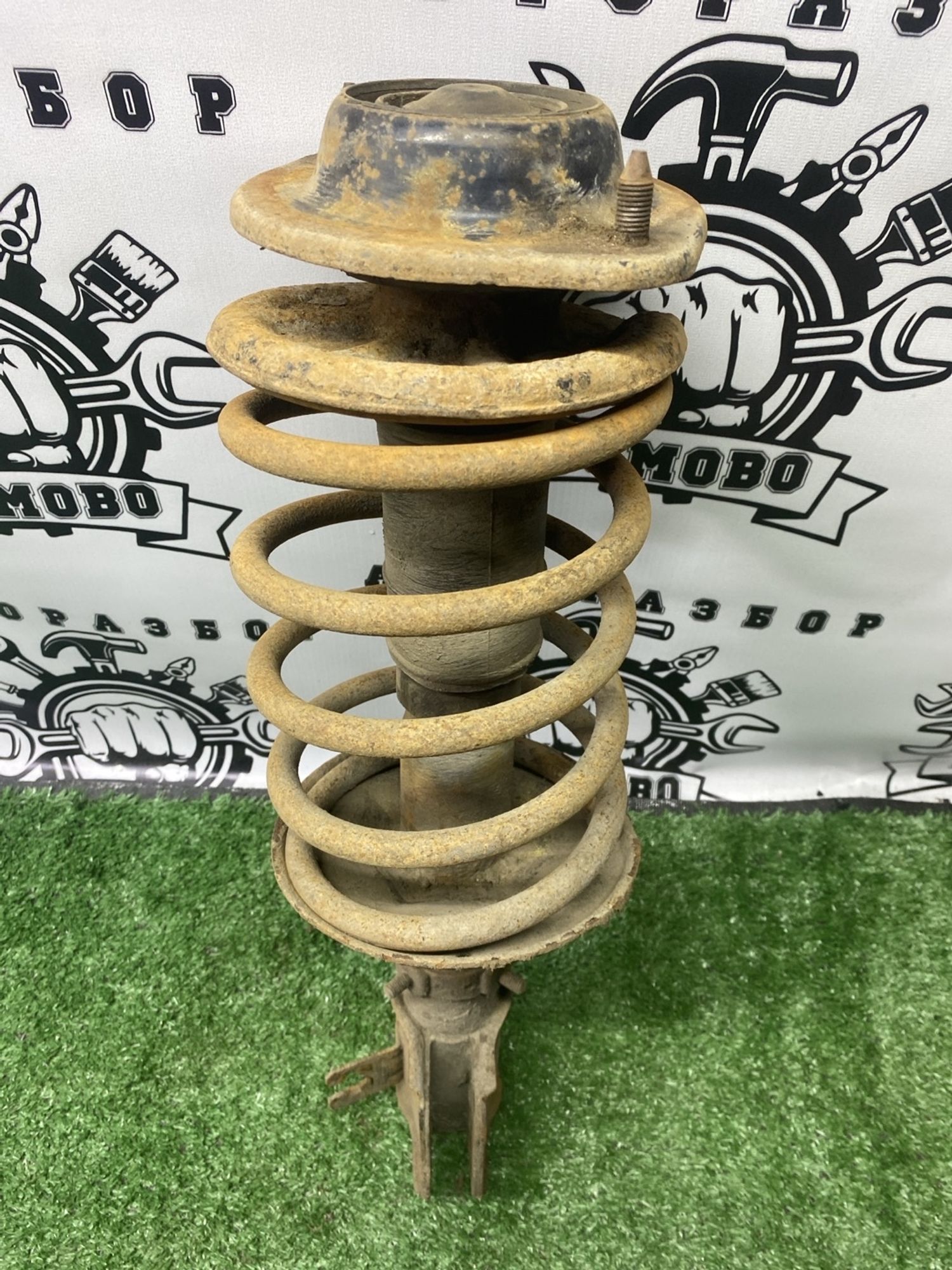 https://ycs.partsauto.market/partsauto-images/thmbs/userImages/cca1856e256b5441544f9aba03b424a6/part/83b8b5a7-b8f9-4f82-b4f6-d6a9be54b5b9_1782210085457.jpg