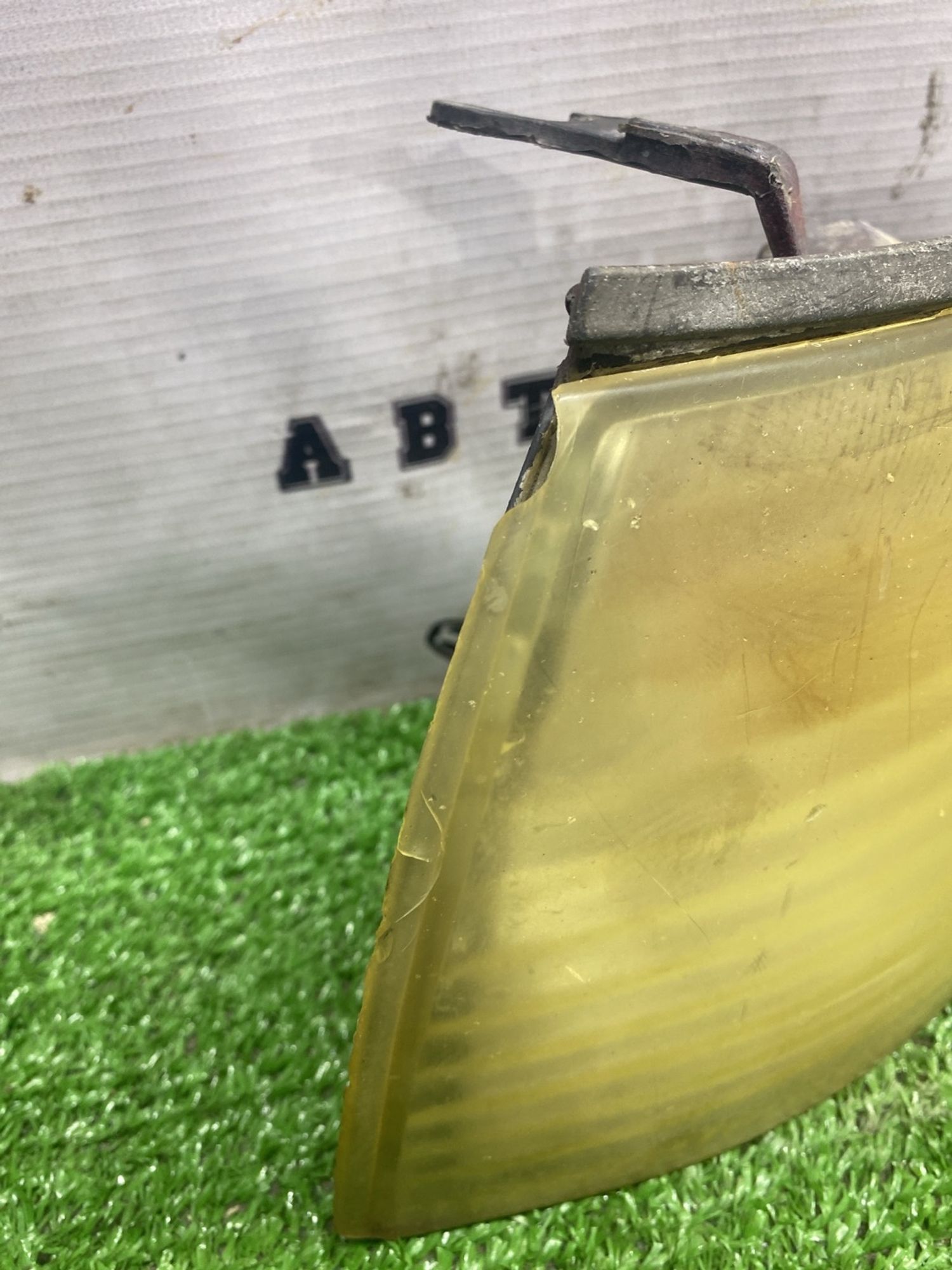 https://ycs.partsauto.market/partsauto-images/thmbs/userImages/cca1856e256b5441544f9aba03b424a6/part/83ef6b0a-f900-439f-9cc1-381d86d8c5db_1778057071731.jpg