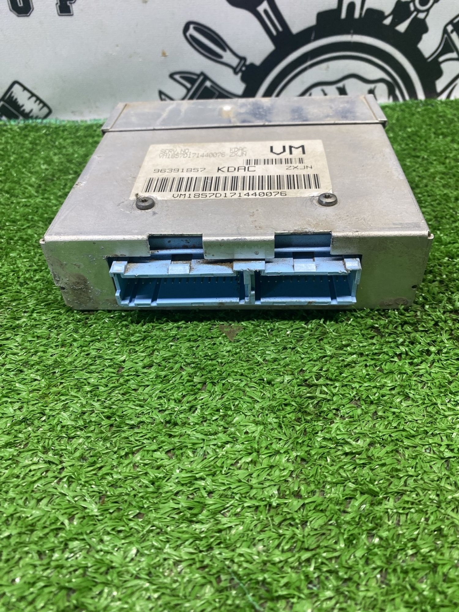 https://ycs.partsauto.market/partsauto-images/thmbs/userImages/cca1856e256b5441544f9aba03b424a6/part/8516fe29-0c6e-4607-a8f9-ba8ac5b72927_1787309569611.jpg