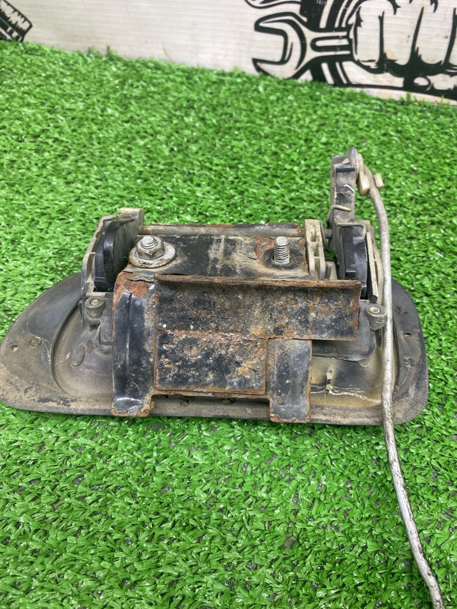 https://ycs.partsauto.market/partsauto-images/thmbs/userImages/cca1856e256b5441544f9aba03b424a6/part/855c31c8-28bd-42f3-b555-8c8b8798aafa_1780463597175.jpg