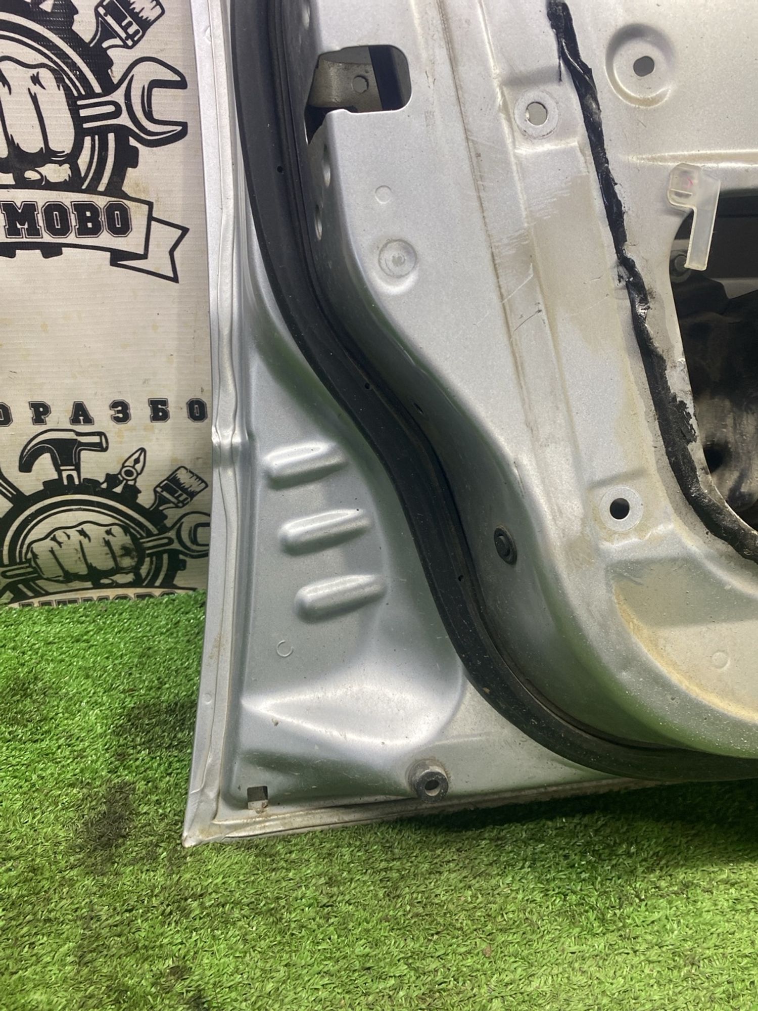 https://ycs.partsauto.market/partsauto-images/thmbs/userImages/cca1856e256b5441544f9aba03b424a6/part/8580e9d5-034e-49b4-8414-efda45b40d3d_1779704990894.jpg