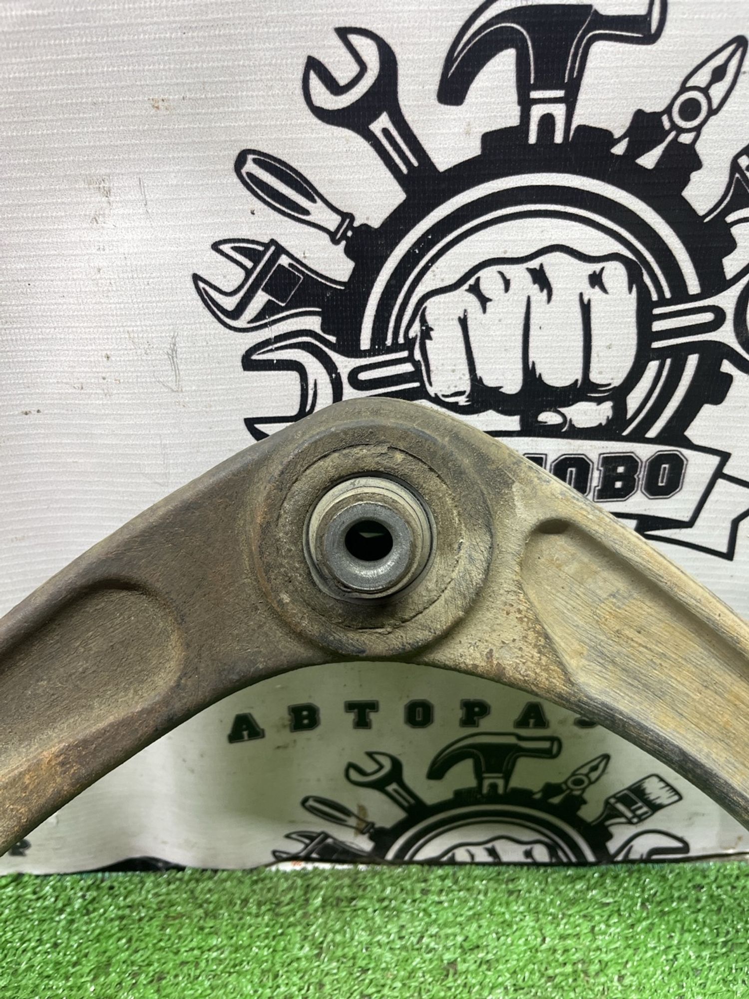 https://ycs.partsauto.market/partsauto-images/thmbs/userImages/cca1856e256b5441544f9aba03b424a6/part/85f23a20-8aa0-46d5-b042-6491266f3e2d_1777886936684.jpg