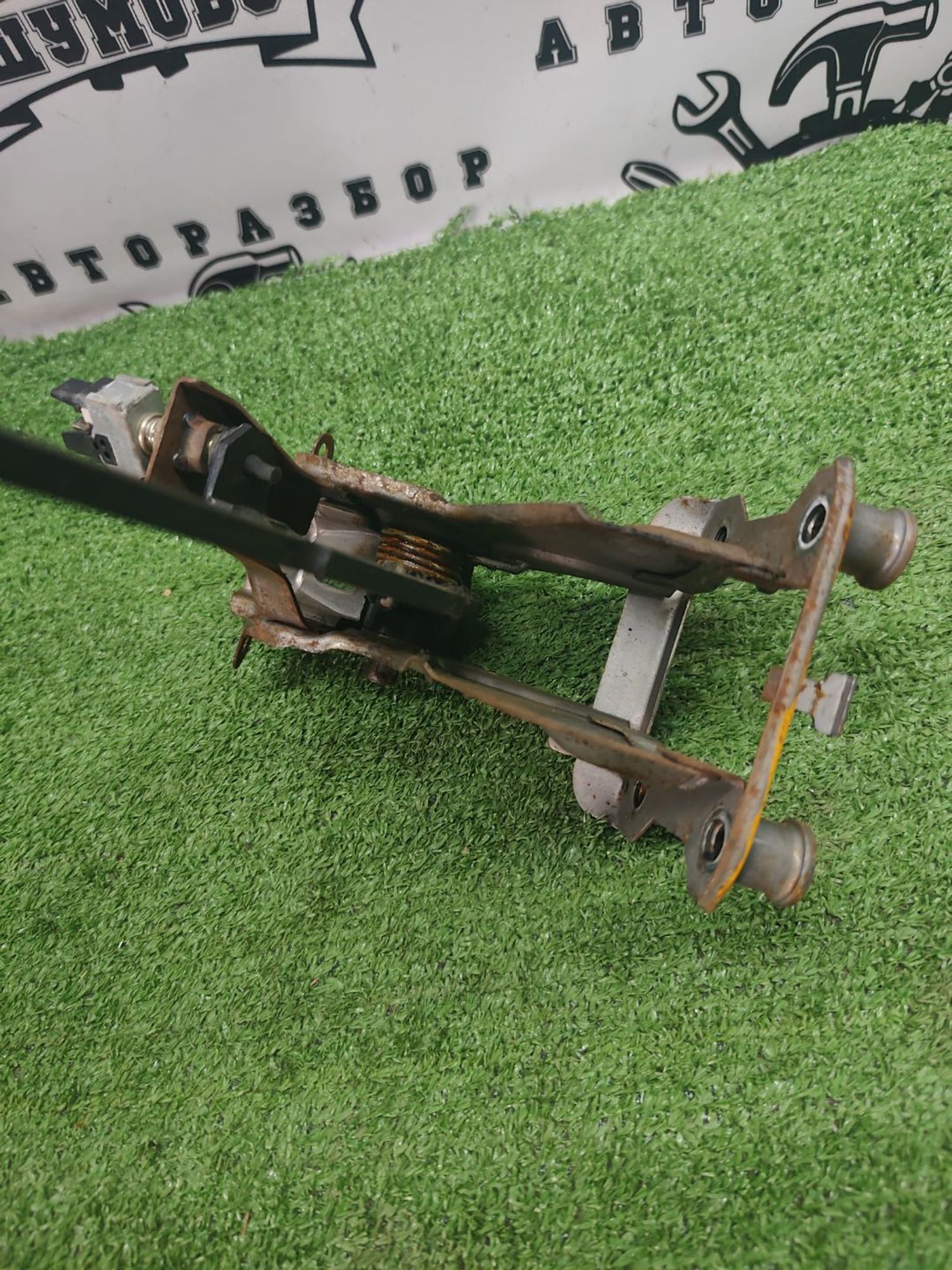 https://ycs.partsauto.market/partsauto-images/thmbs/userImages/cca1856e256b5441544f9aba03b424a6/part/86670908-7c57-4432-96cf-3bff4b4c0115_1785741756069.jpg