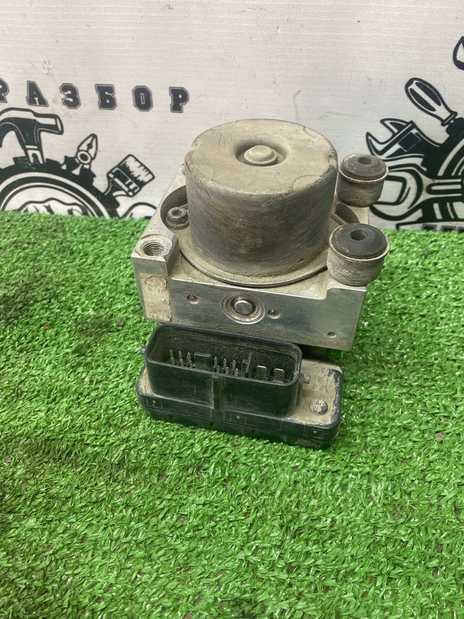 https://ycs.partsauto.market/partsauto-images/thmbs/userImages/cca1856e256b5441544f9aba03b424a6/part/867aa5b9-7798-4f72-9f1a-3e34d25af03e_1779432887549.jpg