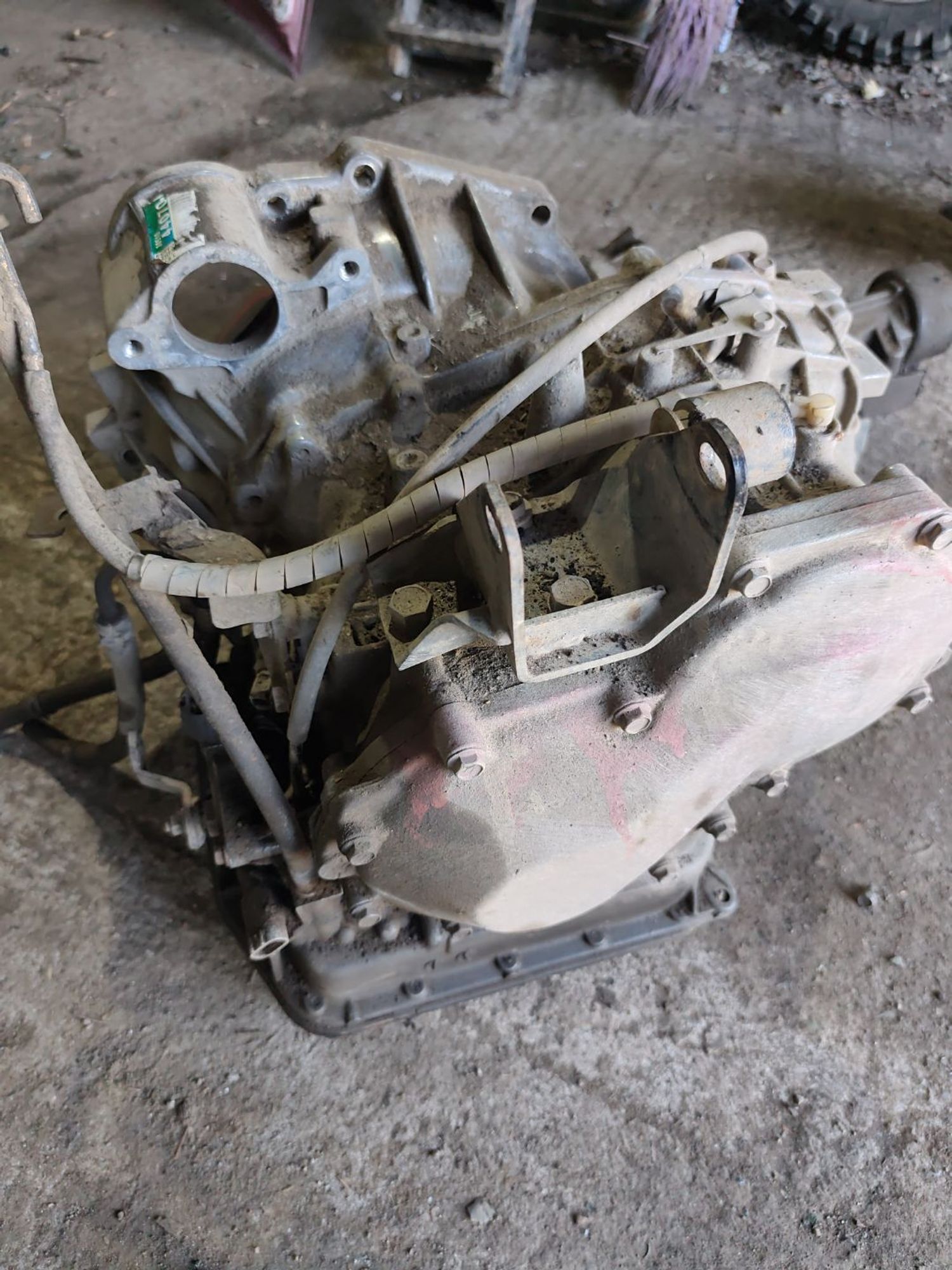 https://ycs.partsauto.market/partsauto-images/thmbs/userImages/cca1856e256b5441544f9aba03b424a6/part/86a1f829-960d-475f-97ba-6fe827867536_1778070293632.jpg