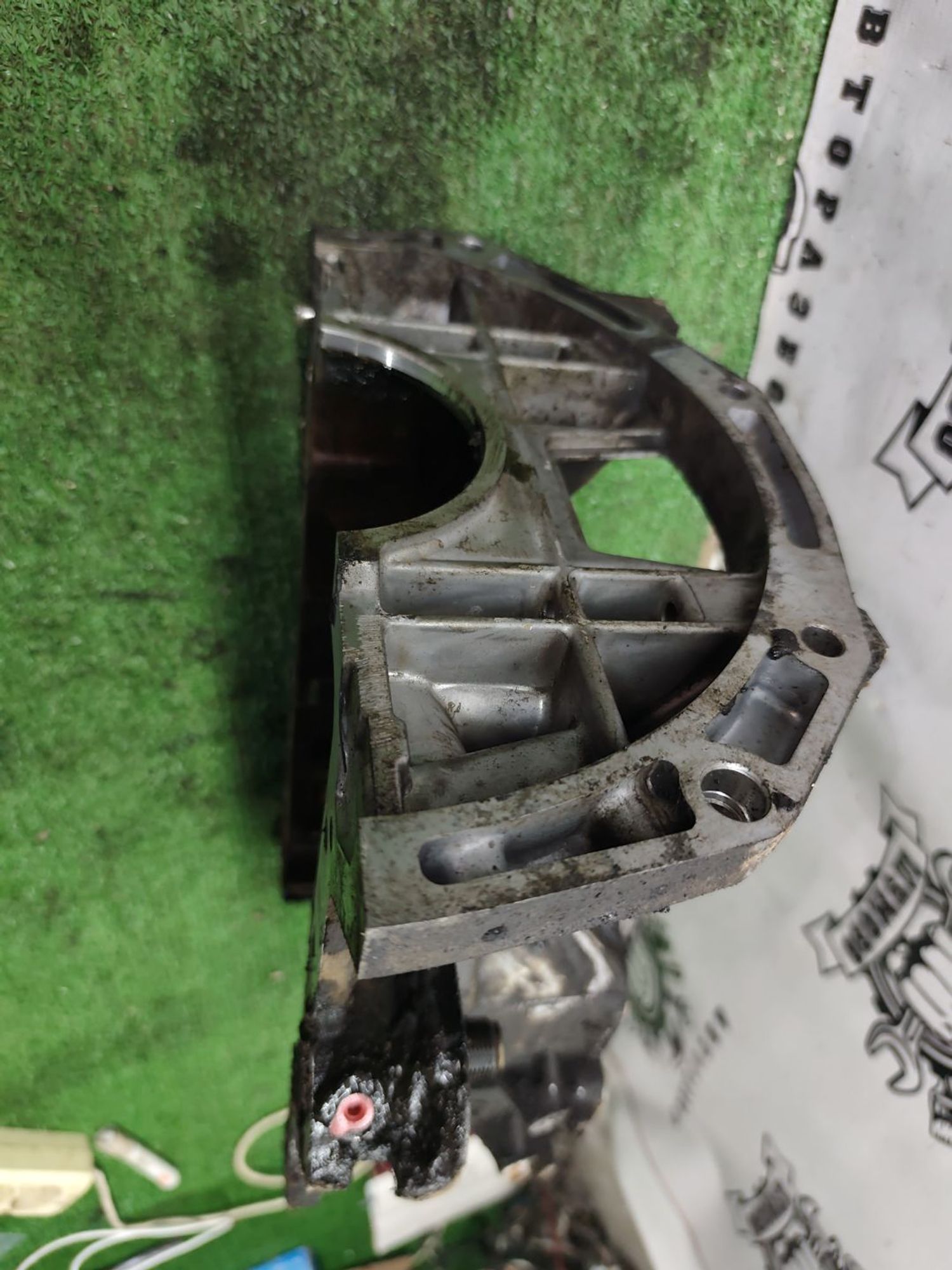 https://ycs.partsauto.market/partsauto-images/thmbs/userImages/cca1856e256b5441544f9aba03b424a6/part/880b98e5-6f0f-4f7e-a750-360b9ba73ac5_1778759269215.jpg