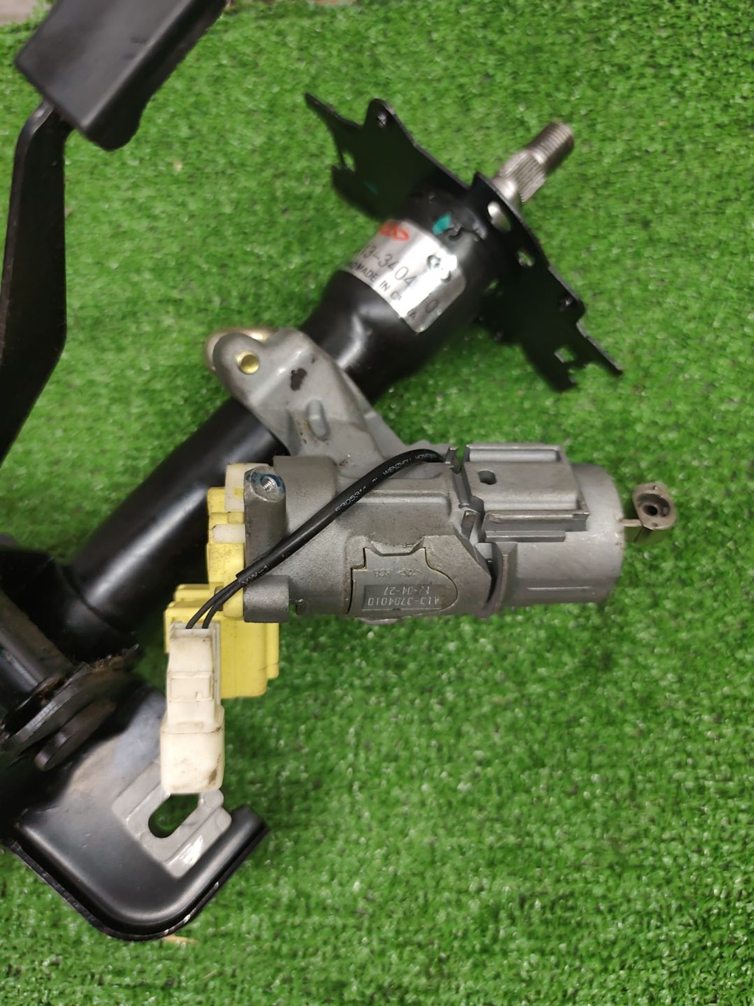 https://ycs.partsauto.market/partsauto-images/thmbs/userImages/cca1856e256b5441544f9aba03b424a6/part/88c74327-3509-466e-80af-d881c6aa21eb_1781003345193.jpg
