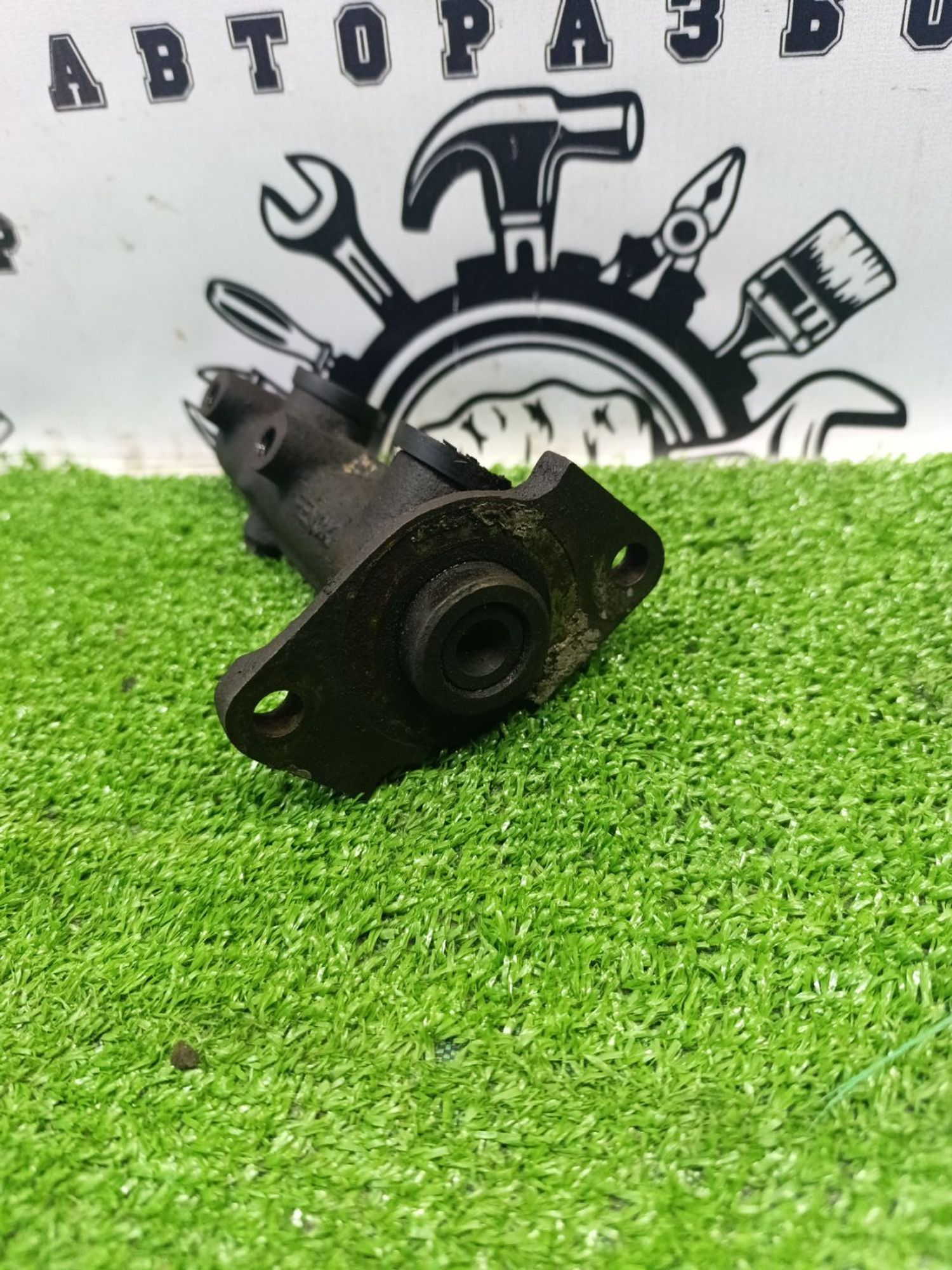 https://ycs.partsauto.market/partsauto-images/thmbs/userImages/cca1856e256b5441544f9aba03b424a6/part/890303a8-d451-477d-ade2-ff170e789f15_1787049922836.jpg