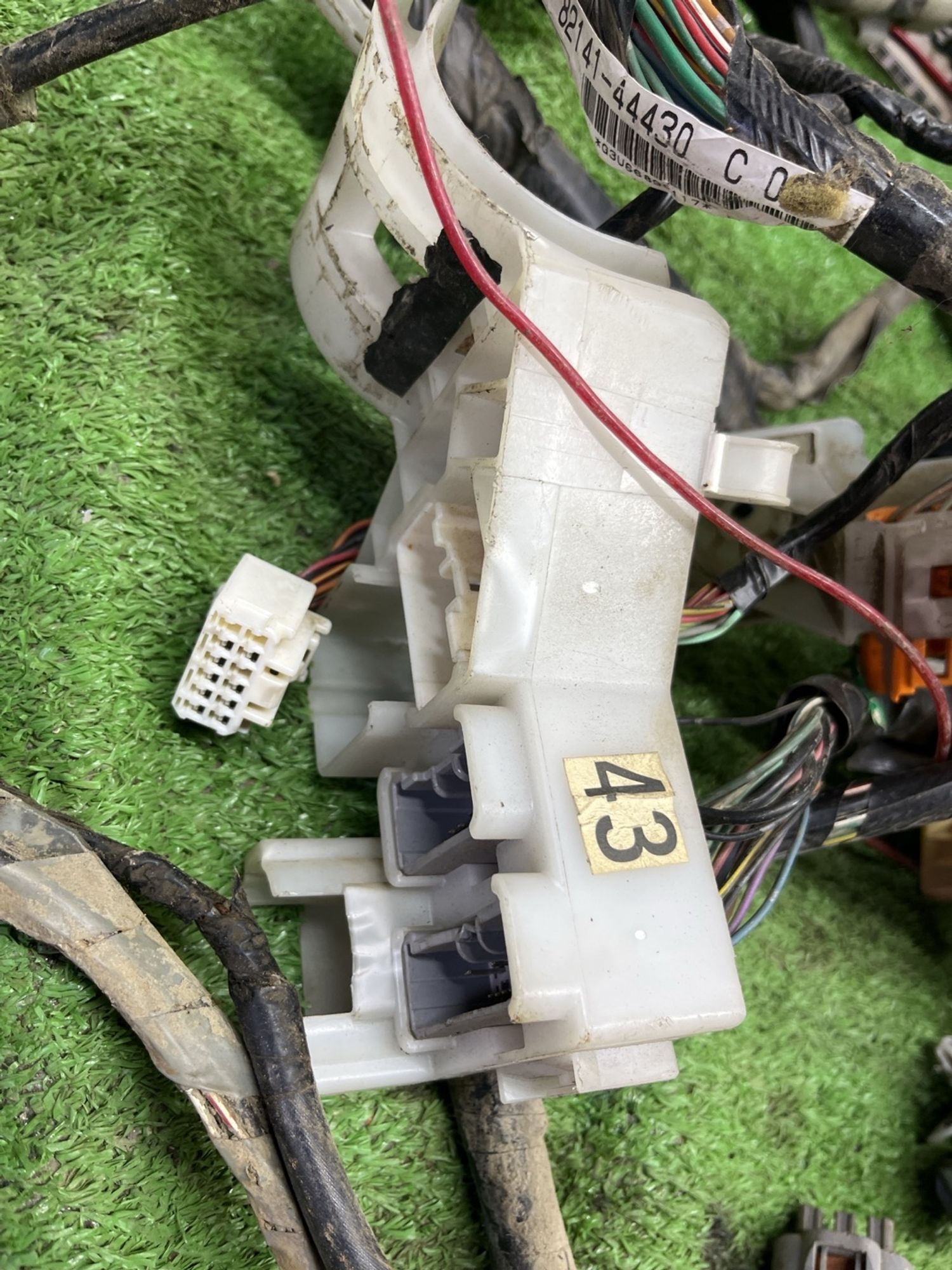 https://ycs.partsauto.market/partsauto-images/thmbs/userImages/cca1856e256b5441544f9aba03b424a6/part/890ba702-5160-4310-a5bc-81515be6b39e_1775642889520.jpg