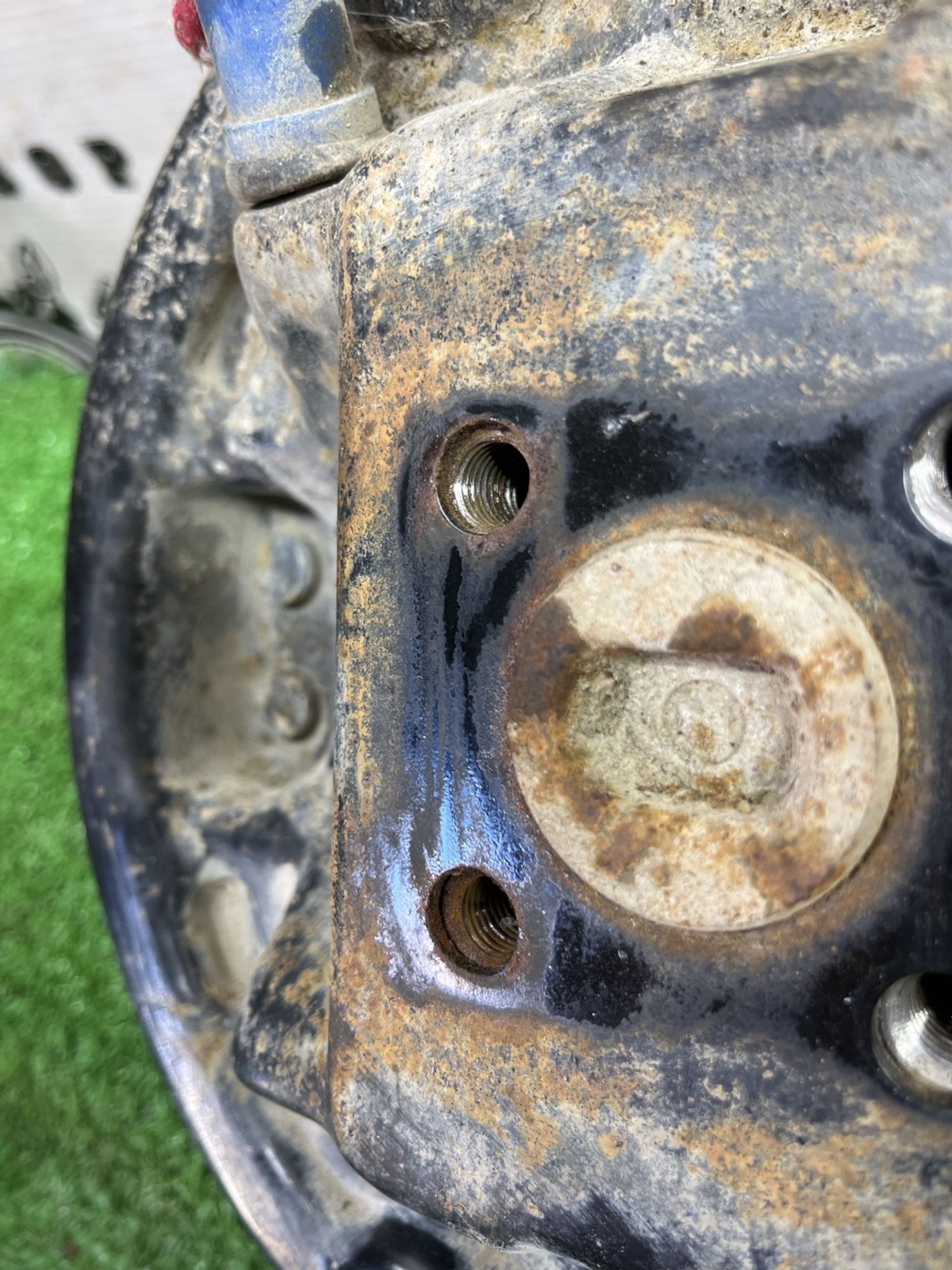 https://ycs.partsauto.market/partsauto-images/thmbs/userImages/cca1856e256b5441544f9aba03b424a6/part/8a256598-fc3b-4608-9abf-6f35fc5c81c9_1774342826146.jpg
