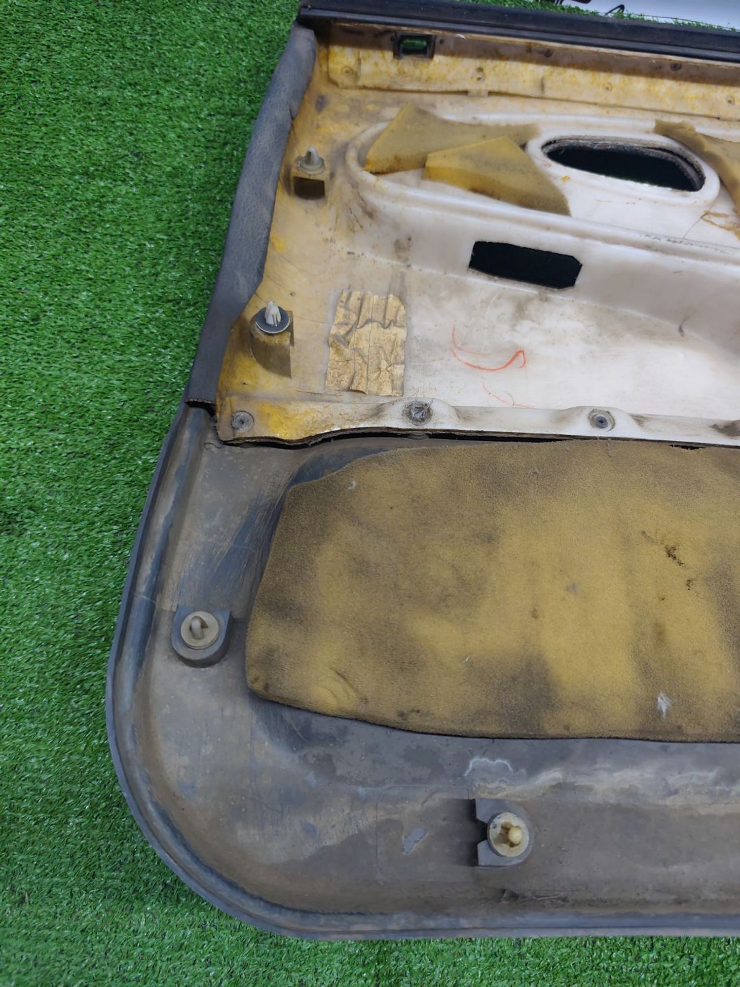 https://ycs.partsauto.market/partsauto-images/thmbs/userImages/cca1856e256b5441544f9aba03b424a6/part/8a738223-ebd9-42ac-8be7-54ae774d2dbf_1782035874834.jpg