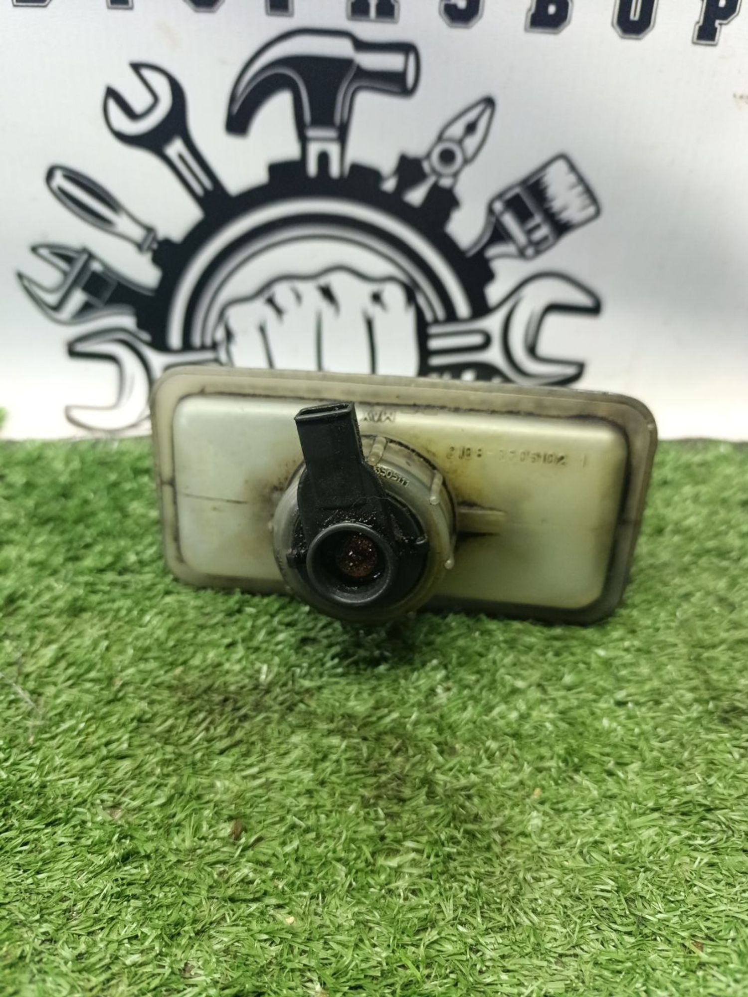 https://ycs.partsauto.market/partsauto-images/thmbs/userImages/cca1856e256b5441544f9aba03b424a6/part/8b22a8df-c396-4b6c-bfd6-e66d99559764_1787050070215.jpg
