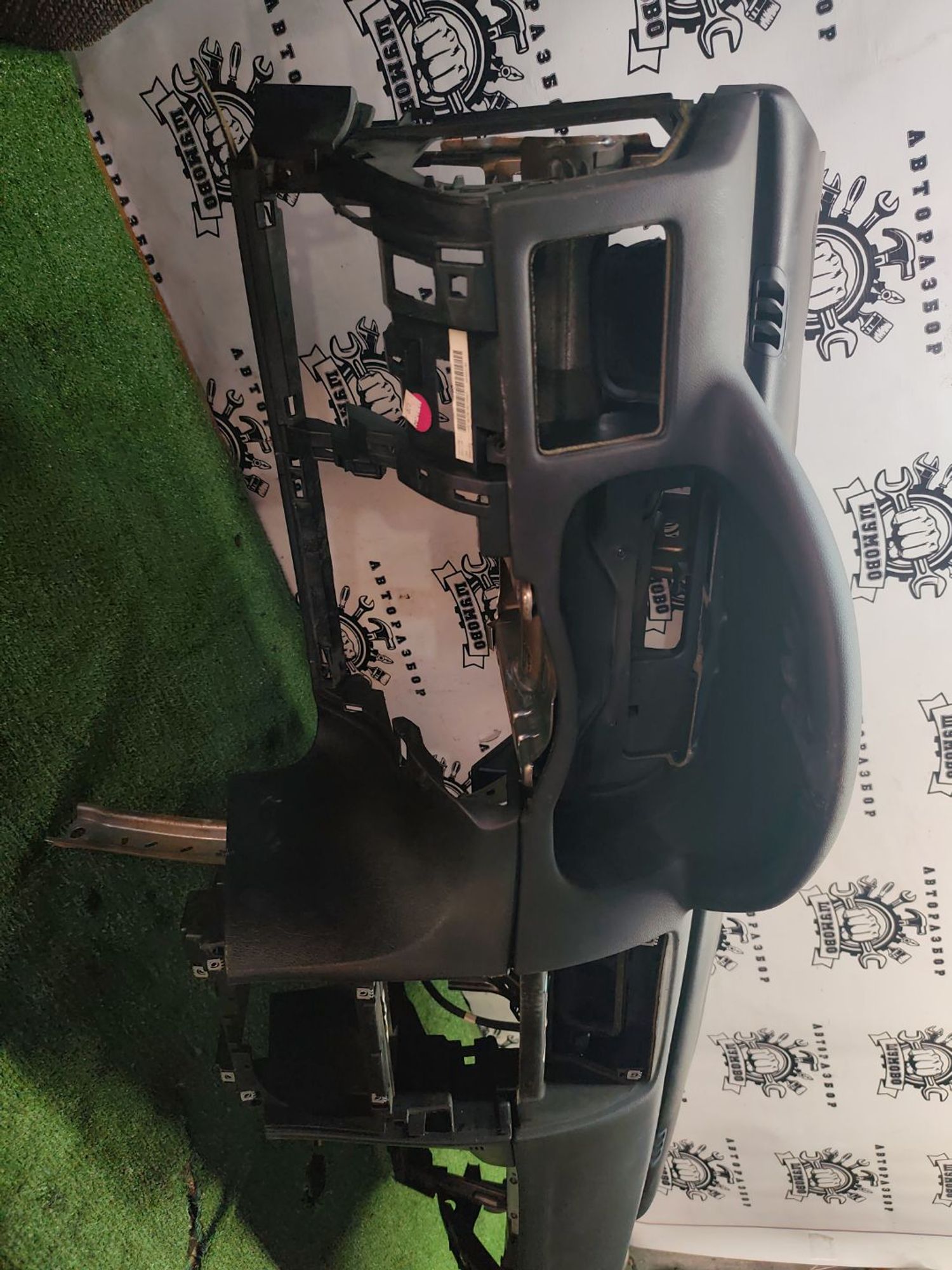https://ycs.partsauto.market/partsauto-images/thmbs/userImages/cca1856e256b5441544f9aba03b424a6/part/8b425a61-a662-413e-847d-412e64da355b_1777794848778.jpg