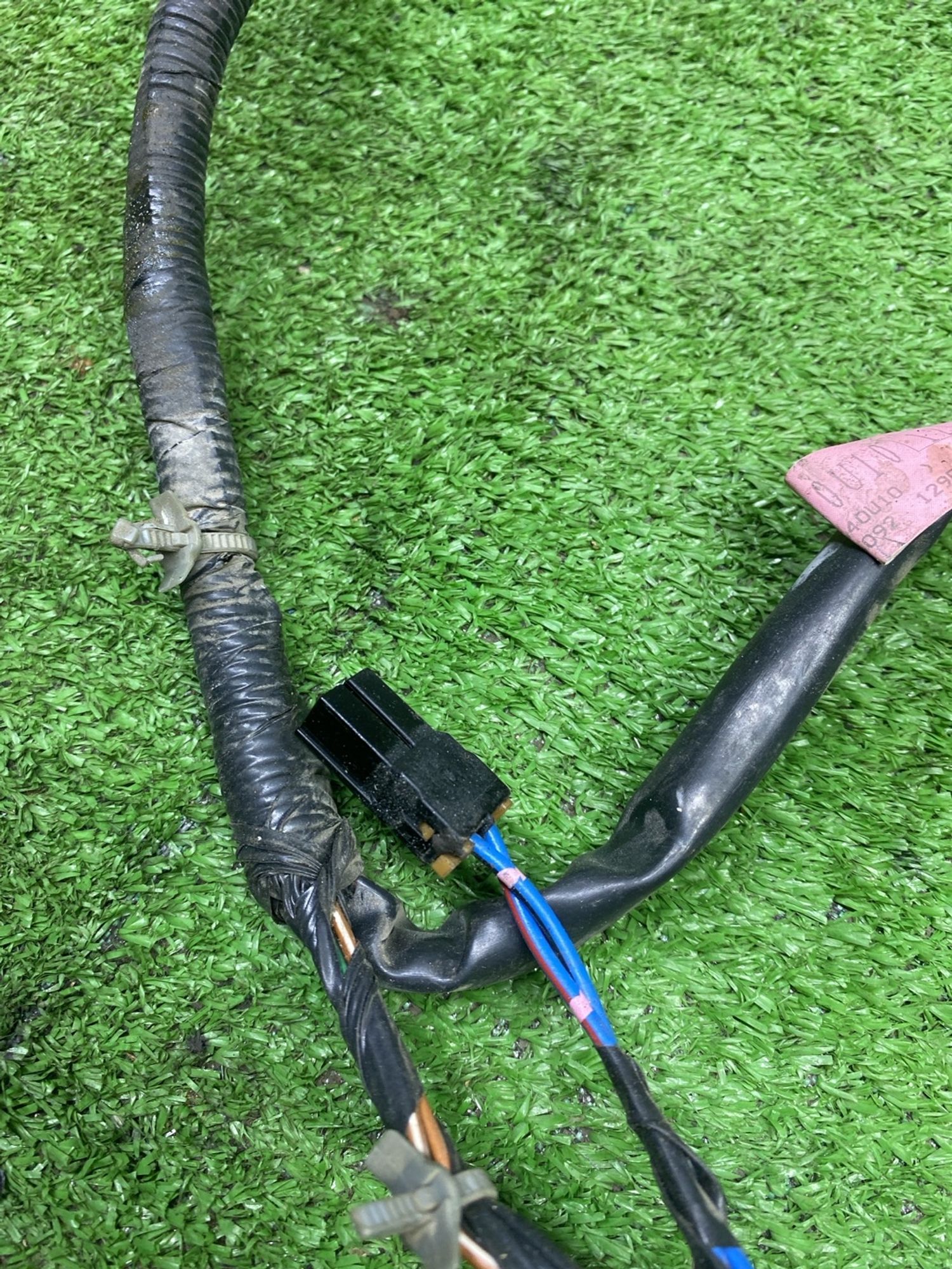 https://ycs.partsauto.market/partsauto-images/thmbs/userImages/cca1856e256b5441544f9aba03b424a6/part/8c081210-7e8a-4381-9160-0f80d720df9d_1789376831504.jpg