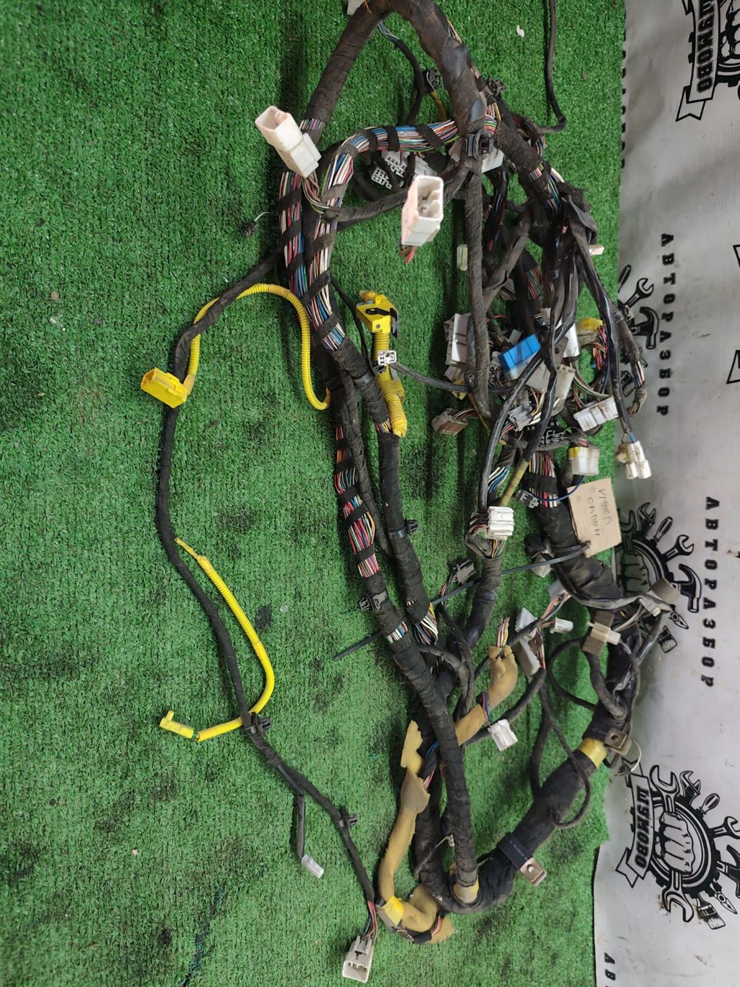 https://ycs.partsauto.market/partsauto-images/thmbs/userImages/cca1856e256b5441544f9aba03b424a6/part/8c485d29-b473-45e3-9e7b-4611b4567317_1778129709450.jpg