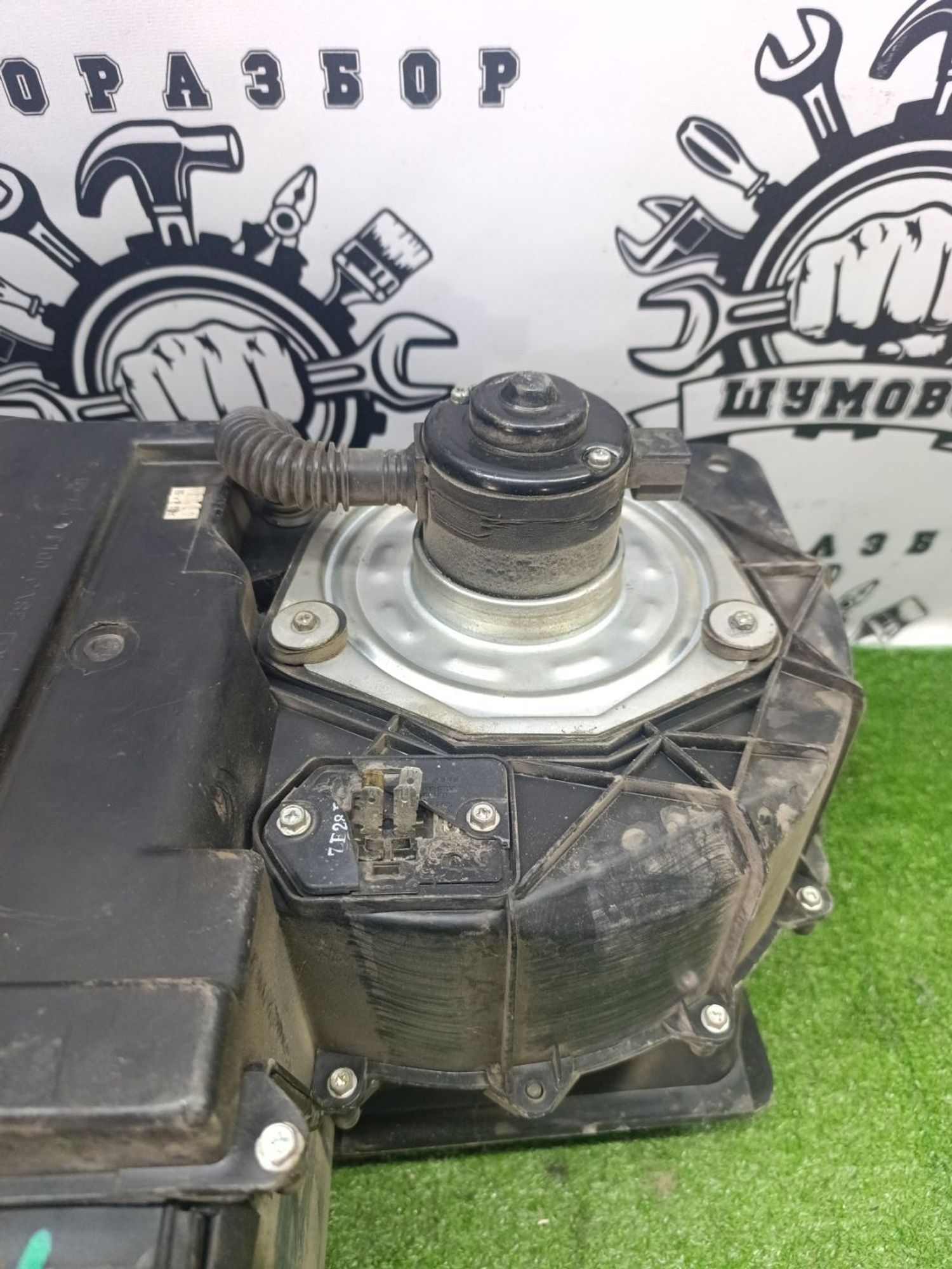 https://ycs.partsauto.market/partsauto-images/thmbs/userImages/cca1856e256b5441544f9aba03b424a6/part/8ce025a1-3ca0-4ea0-b1ff-2c855f489be8_1787388948828.jpg