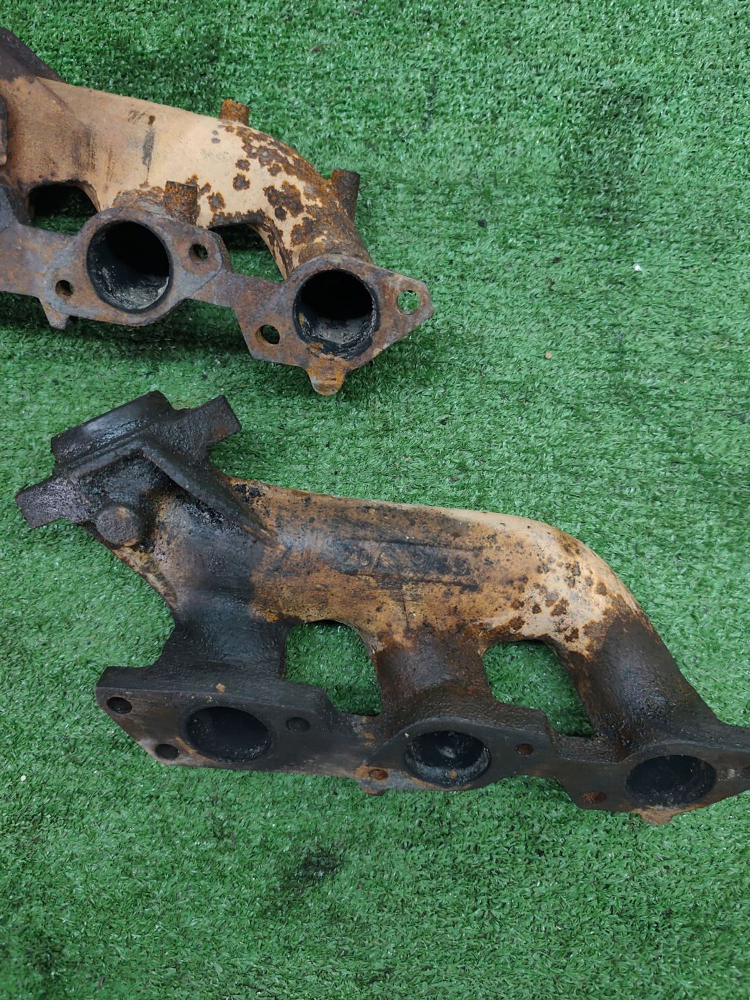 https://ycs.partsauto.market/partsauto-images/thmbs/userImages/cca1856e256b5441544f9aba03b424a6/part/8d3d4f06-638b-41df-aab9-3a9bcb1b769c_1787043313598.jpg
