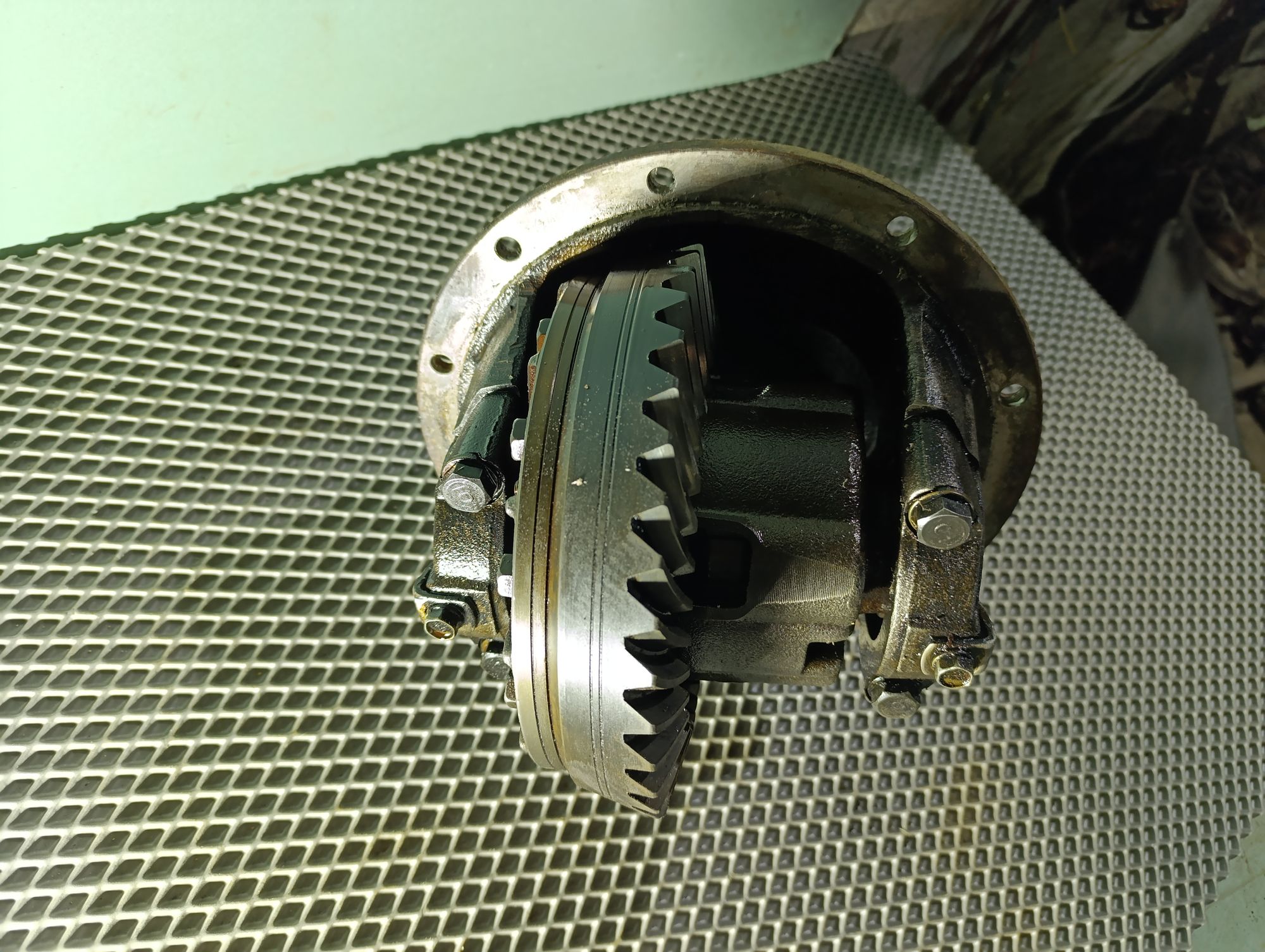 https://ycs.partsauto.market/partsauto-images/thmbs/userImages/cca1856e256b5441544f9aba03b424a6/part/8d9b6b46-e023-4a86-a3e4-1c129353597a_1744296688810.jpg