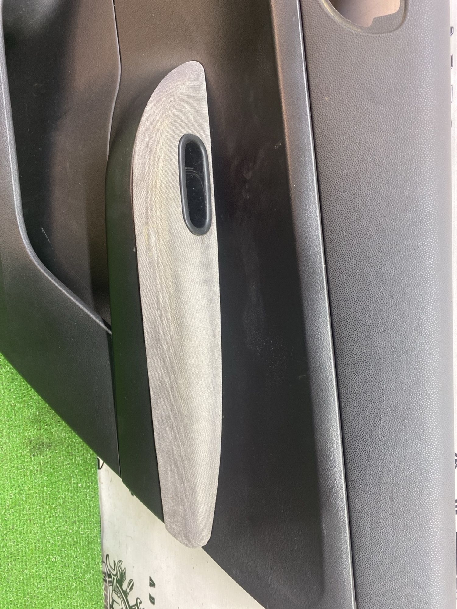 https://ycs.partsauto.market/partsauto-images/thmbs/userImages/cca1856e256b5441544f9aba03b424a6/part/8e05a169-ef03-446e-9b56-f10a343121d6_1777444494598.jpg