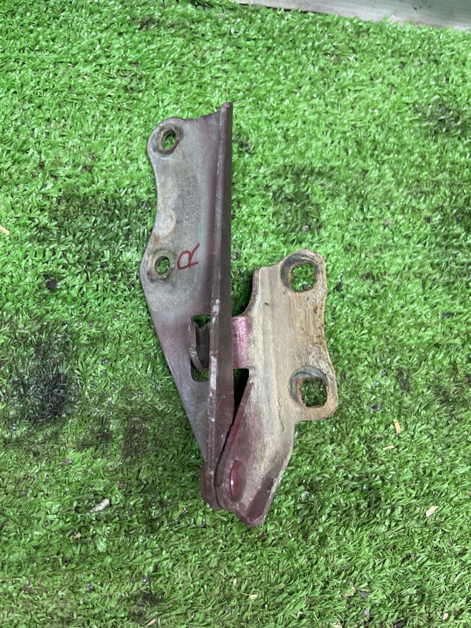 https://ycs.partsauto.market/partsauto-images/thmbs/userImages/cca1856e256b5441544f9aba03b424a6/part/8e8a0814-bed2-4060-8dce-3c4bacba1288_1778141179946.jpg