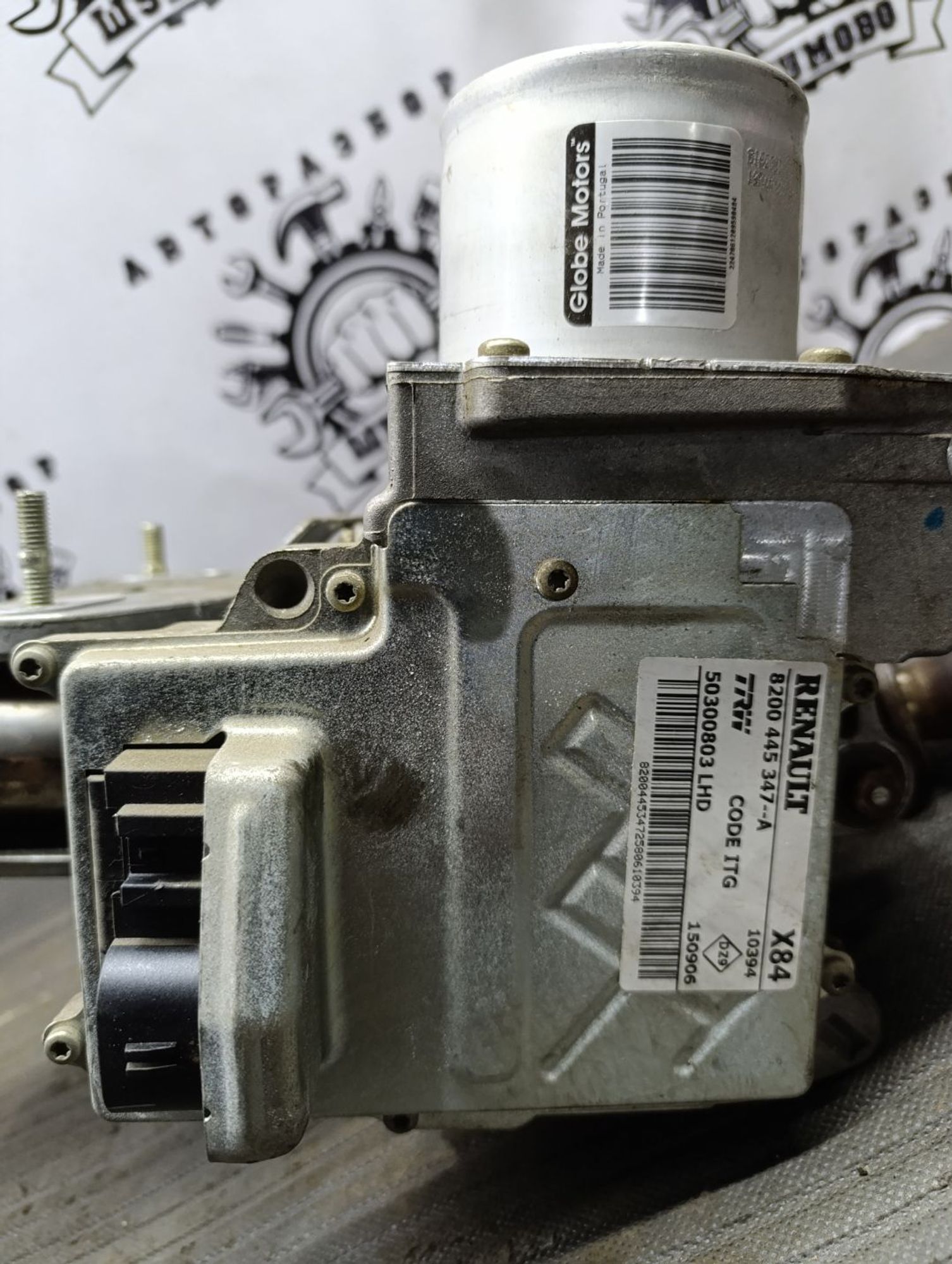 https://ycs.partsauto.market/partsauto-images/thmbs/userImages/cca1856e256b5441544f9aba03b424a6/part/8ecd3e00-9260-4a74-bf2b-99f6639c06ea_1744565416324.jpg