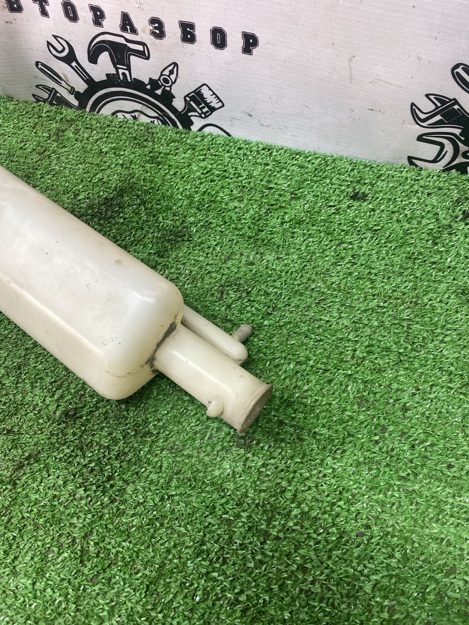 https://ycs.partsauto.market/partsauto-images/thmbs/userImages/cca1856e256b5441544f9aba03b424a6/part/8ed8a69e-ef47-4474-a3a3-9533c167dbec_1780039556404.jpg