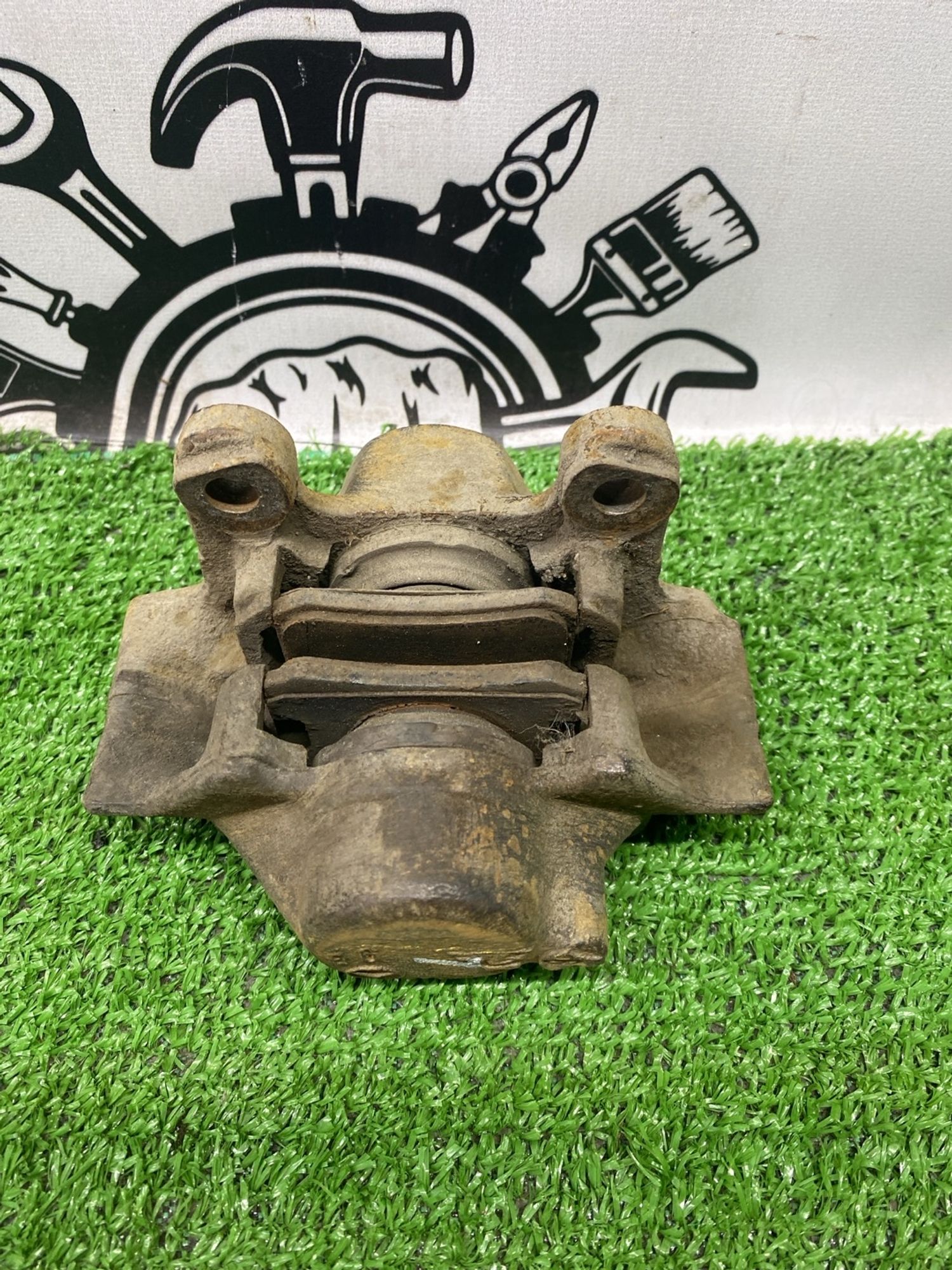https://ycs.partsauto.market/partsauto-images/thmbs/userImages/cca1856e256b5441544f9aba03b424a6/part/8f013d43-2bf9-4947-9bc2-38df8760fcd4_1786961273004.jpg
