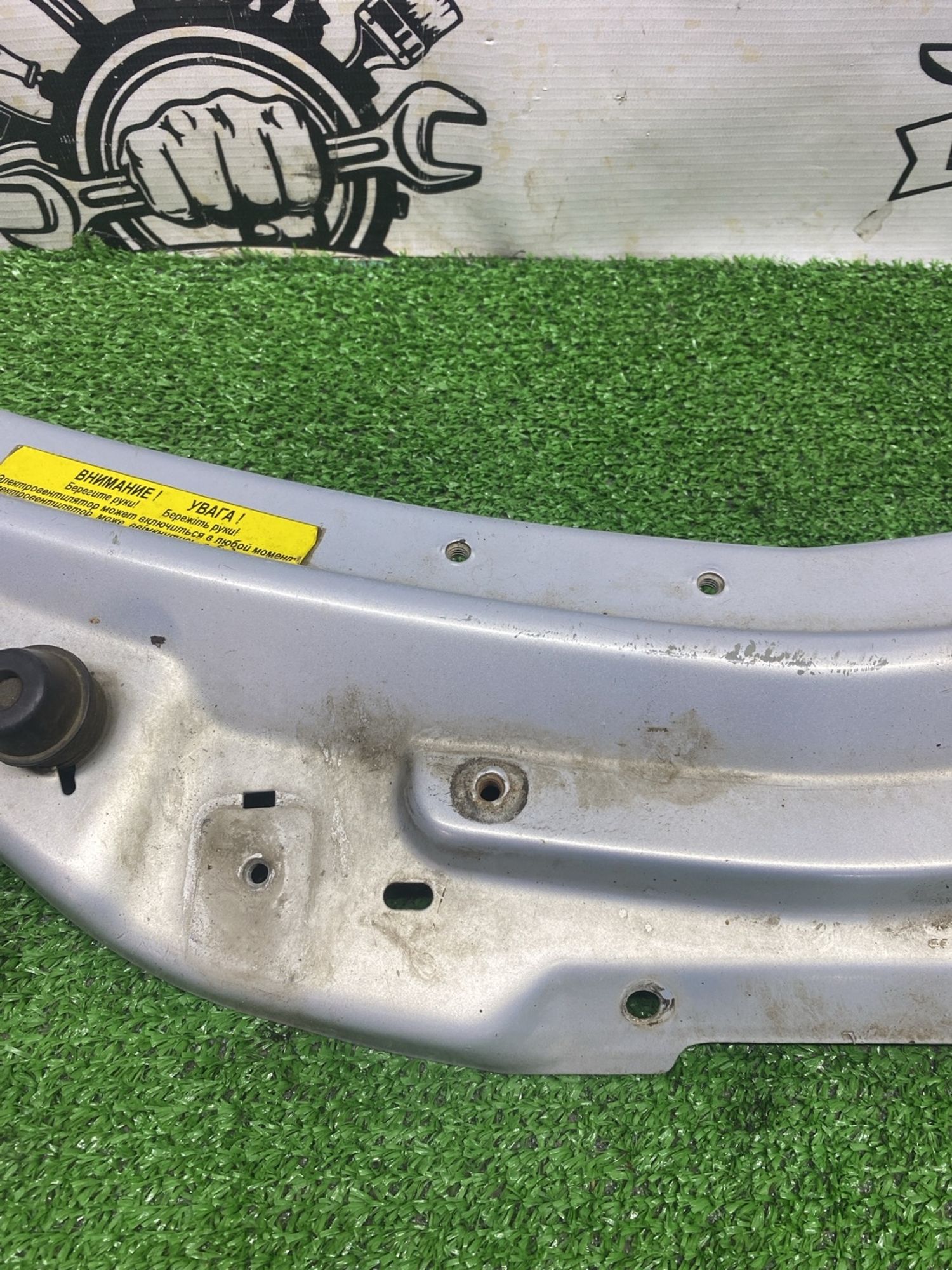 https://ycs.partsauto.market/partsauto-images/thmbs/userImages/cca1856e256b5441544f9aba03b424a6/part/8f66e0c2-fece-4149-96d9-00a18daf3c0e_1780900941753.jpg