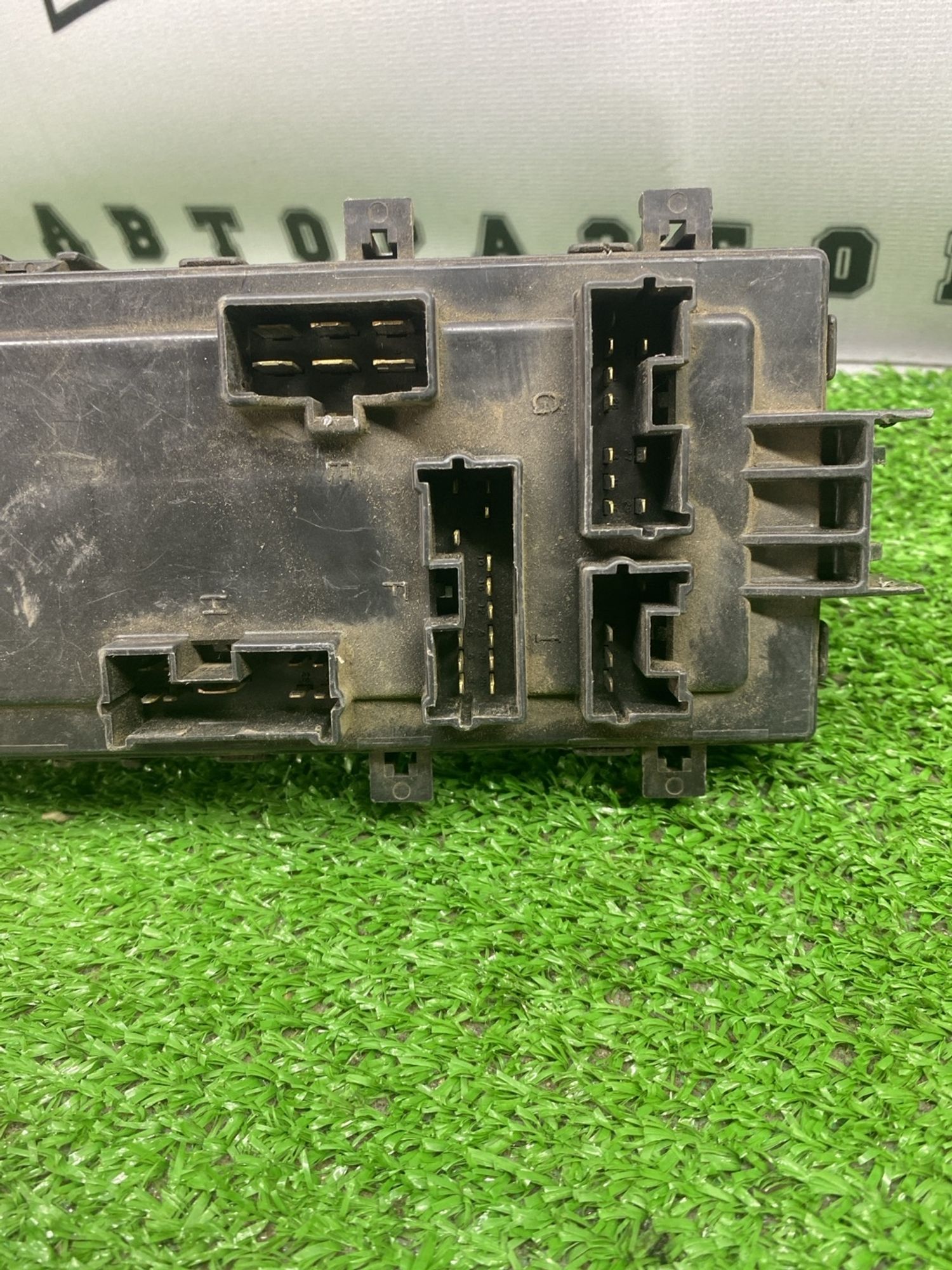 https://ycs.partsauto.market/partsauto-images/thmbs/userImages/cca1856e256b5441544f9aba03b424a6/part/8fab6c76-865d-46d6-b332-9b2aee49d9ba_1782461063942.jpg