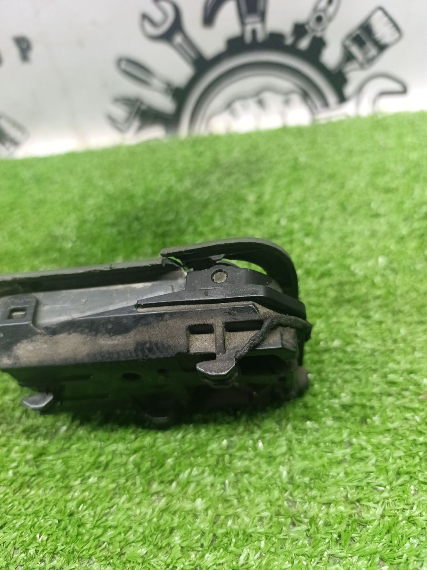 https://ycs.partsauto.market/partsauto-images/thmbs/userImages/cca1856e256b5441544f9aba03b424a6/part/906434f8-5645-4bbc-a33c-969da5465c8f_1789117209550.jpg