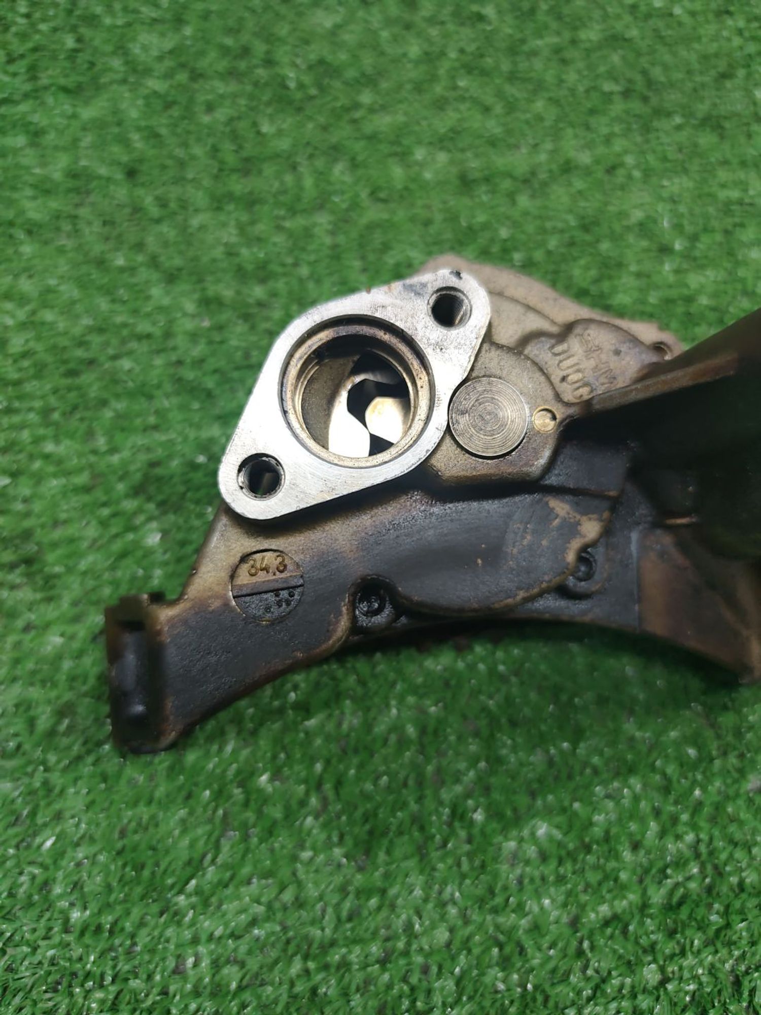https://ycs.partsauto.market/partsauto-images/thmbs/userImages/cca1856e256b5441544f9aba03b424a6/part/90858c83-6de2-4b9c-b817-ec0729896955_1781522792006.jpg