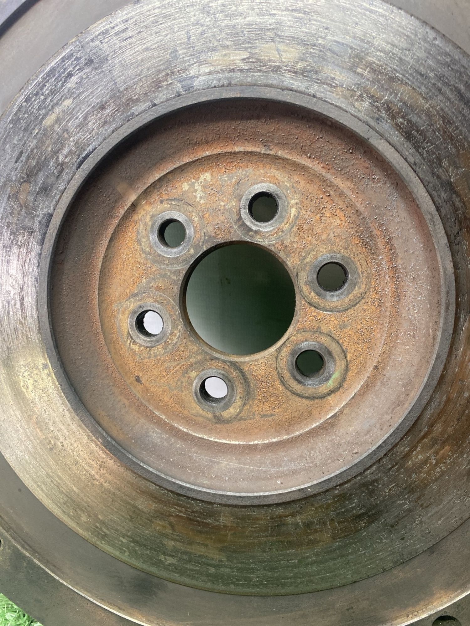 https://ycs.partsauto.market/partsauto-images/thmbs/userImages/cca1856e256b5441544f9aba03b424a6/part/90a59951-08da-424d-972d-6ceb7ee9d27b_1780479924938.jpg