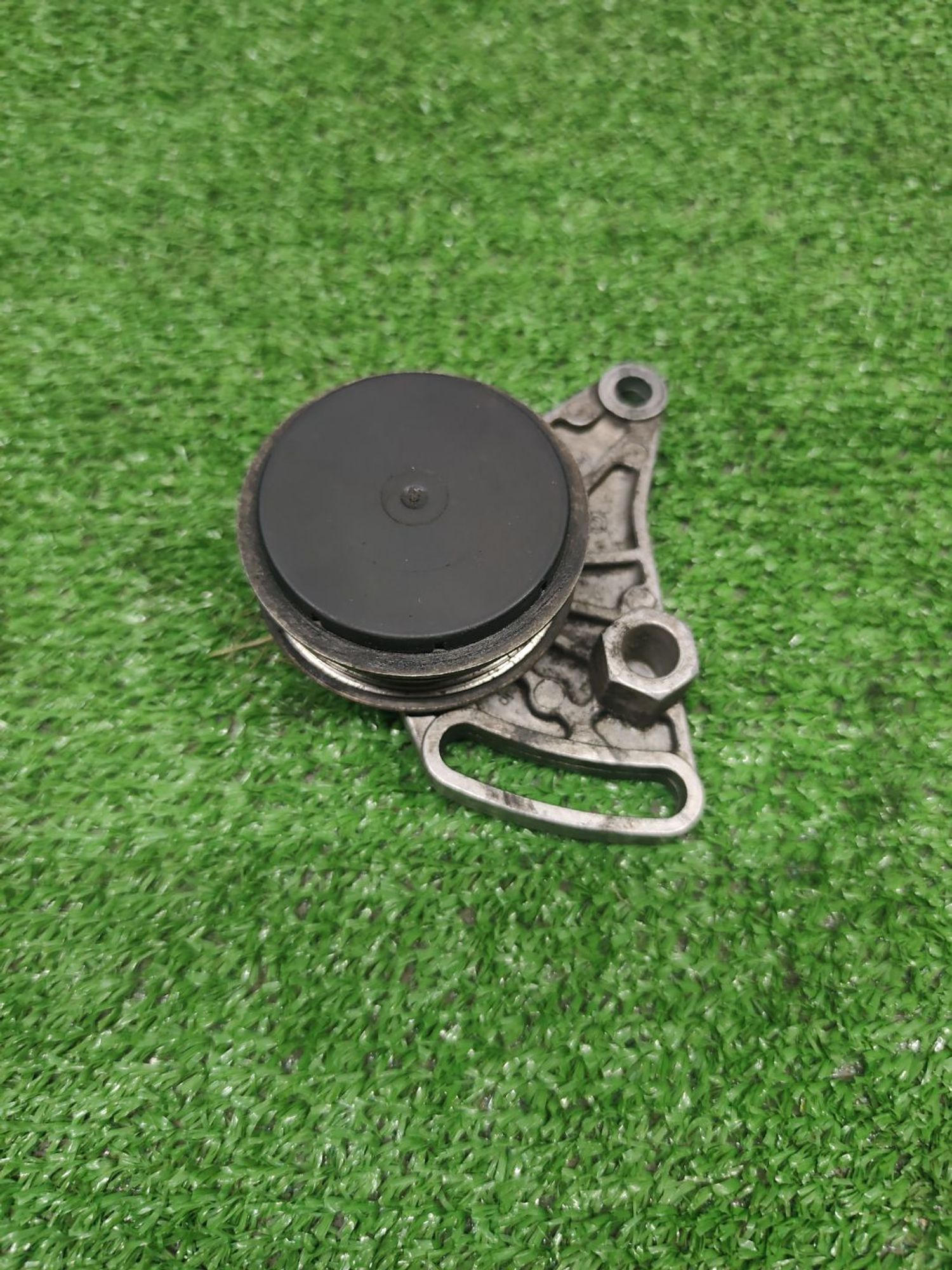 https://ycs.partsauto.market/partsauto-images/thmbs/userImages/cca1856e256b5441544f9aba03b424a6/part/91ddd91d-65a8-4c9b-8371-a03186924974_1781522641370.jpg