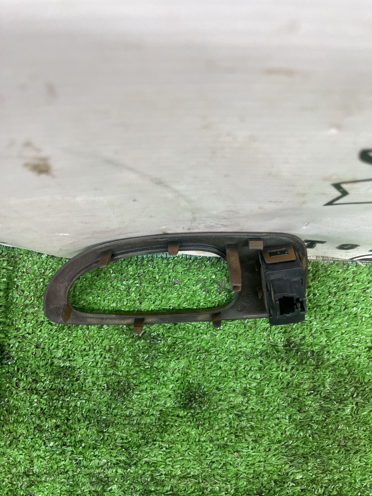 https://ycs.partsauto.market/partsauto-images/thmbs/userImages/cca1856e256b5441544f9aba03b424a6/part/920b1458-25f8-4121-ad04-a58e55e564d4_1777451590688.jpg